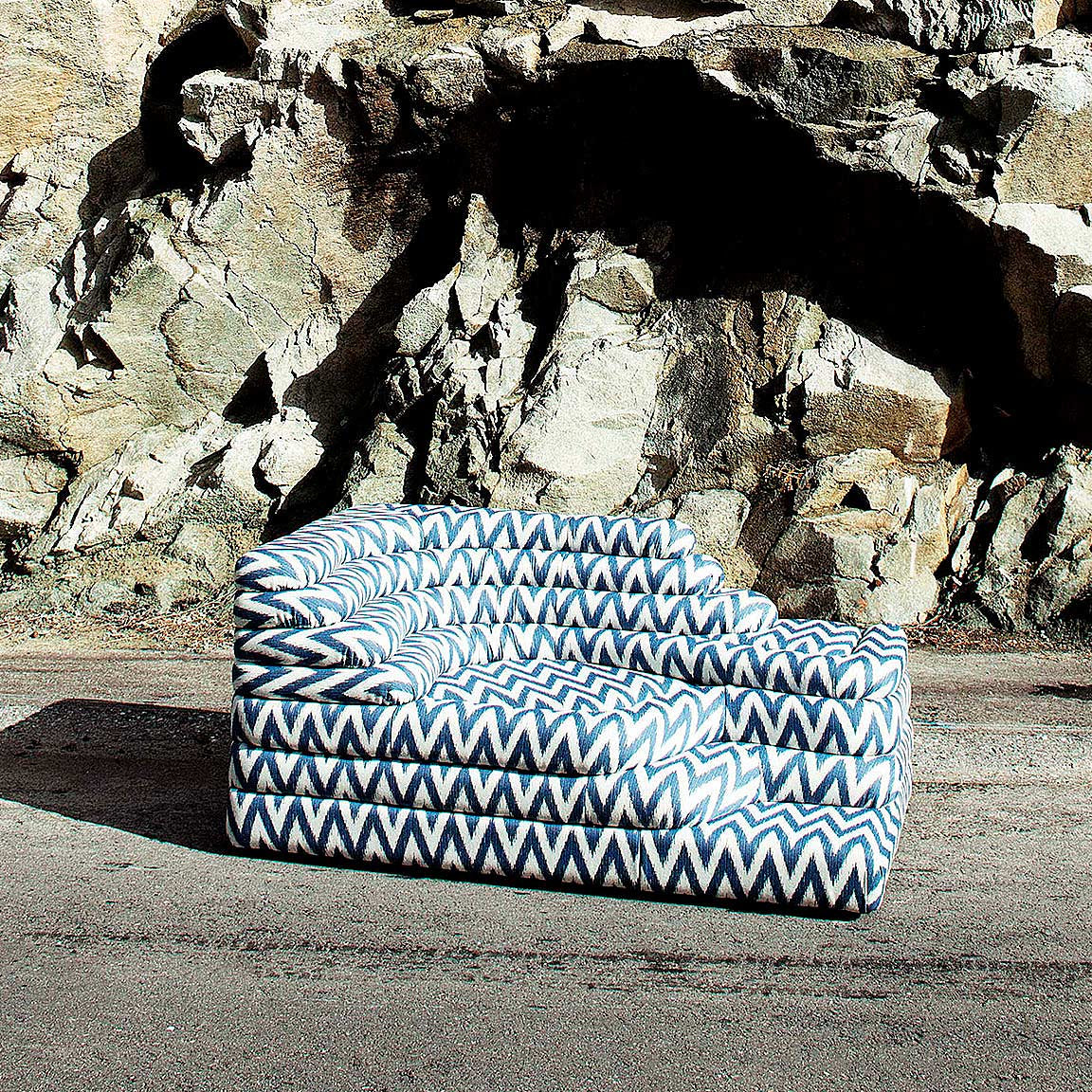 DS-1025 Outdoor Sofa - Image 4