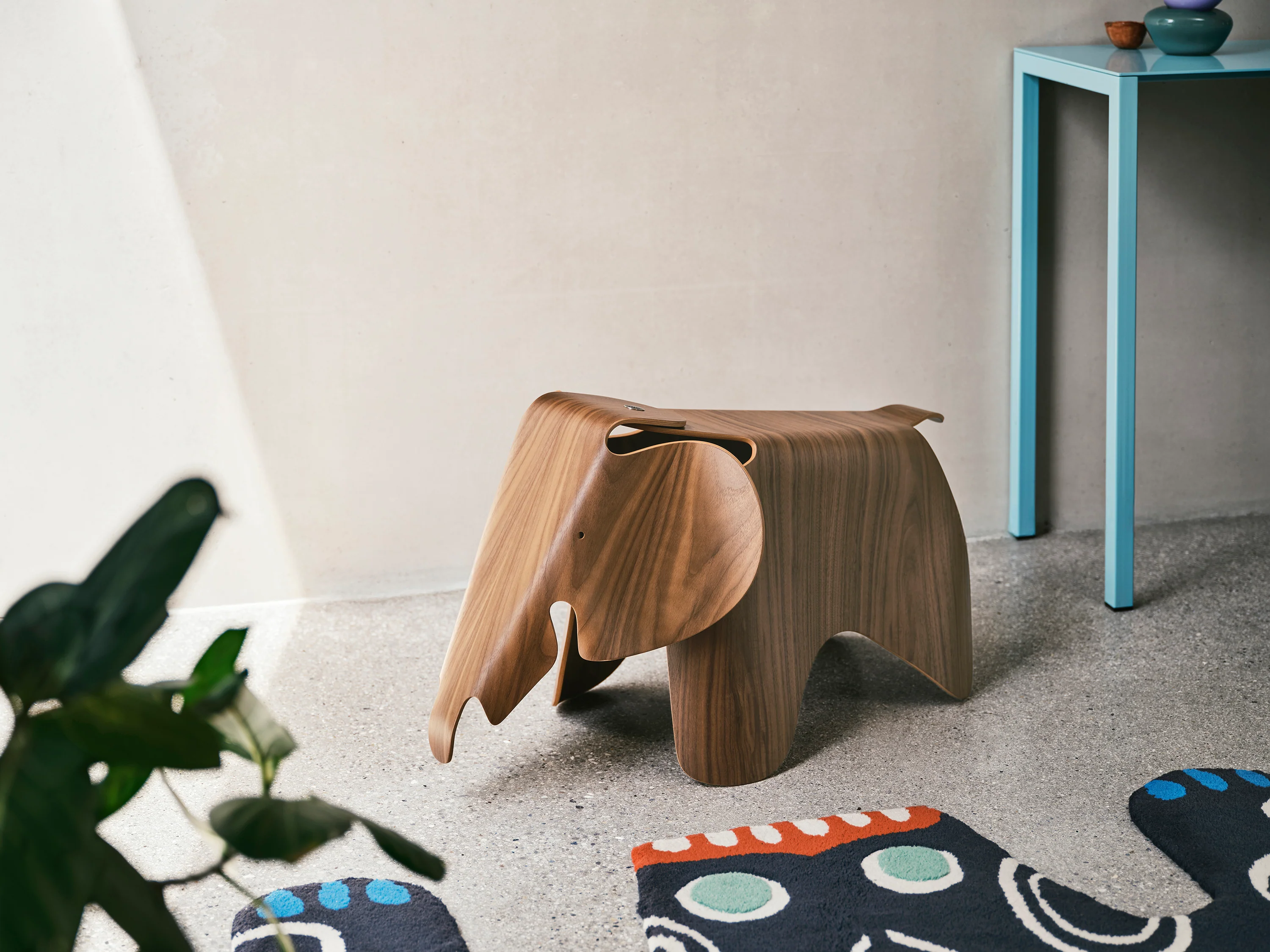 Eames Elephant Plywood - Image 2