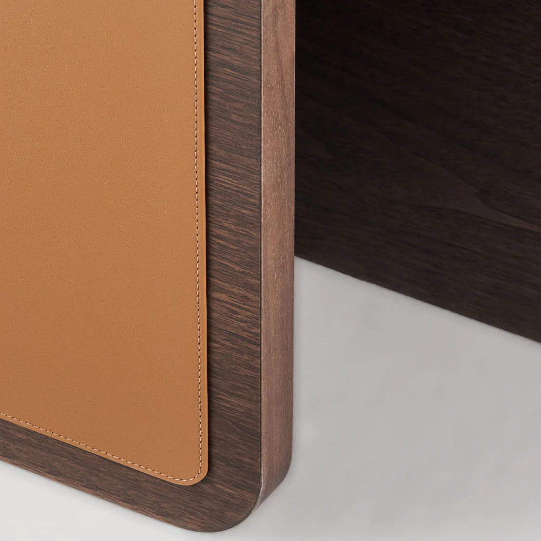 Echo Dining Table - Image 3
