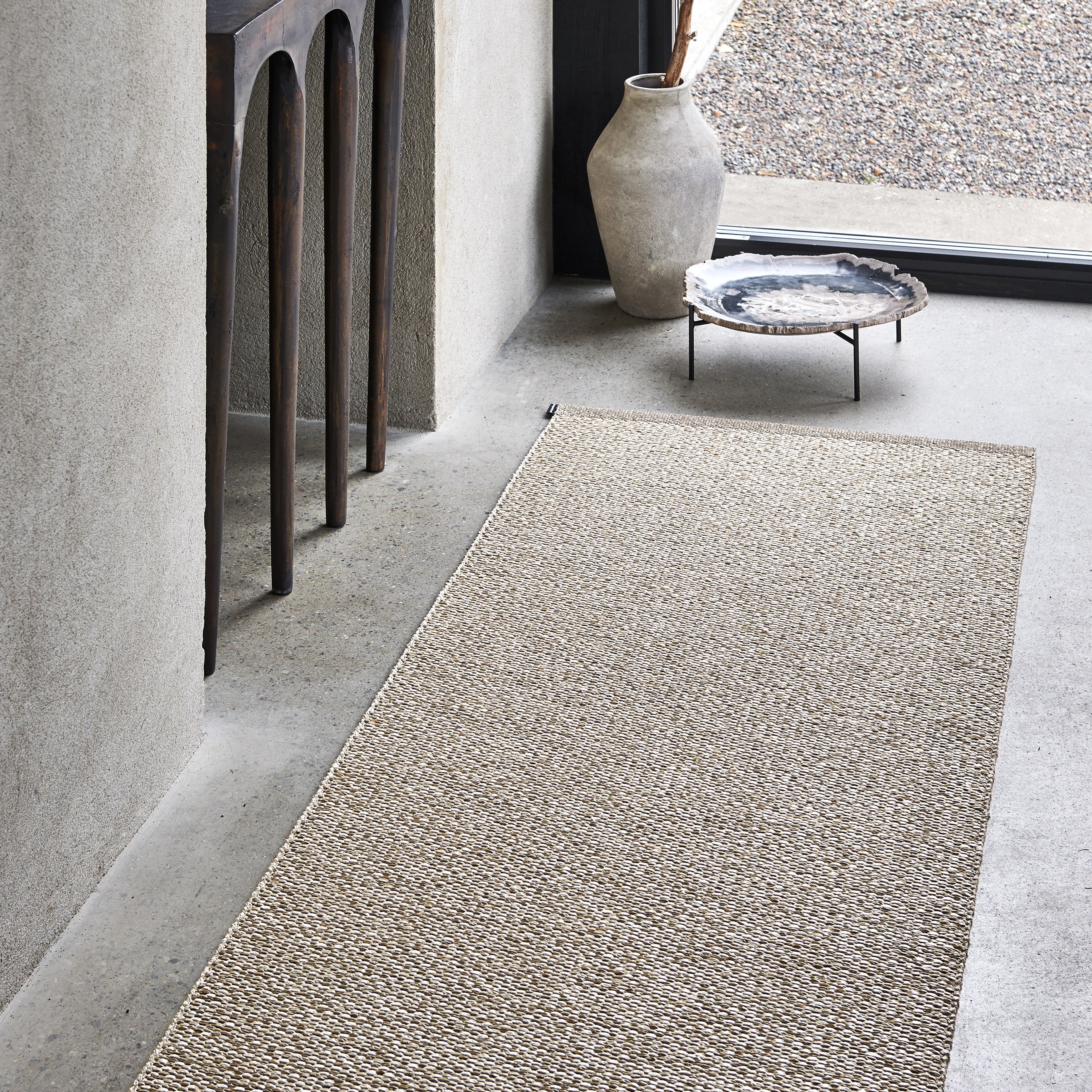 Effi Indoor/Outdoor Runner - Image 22