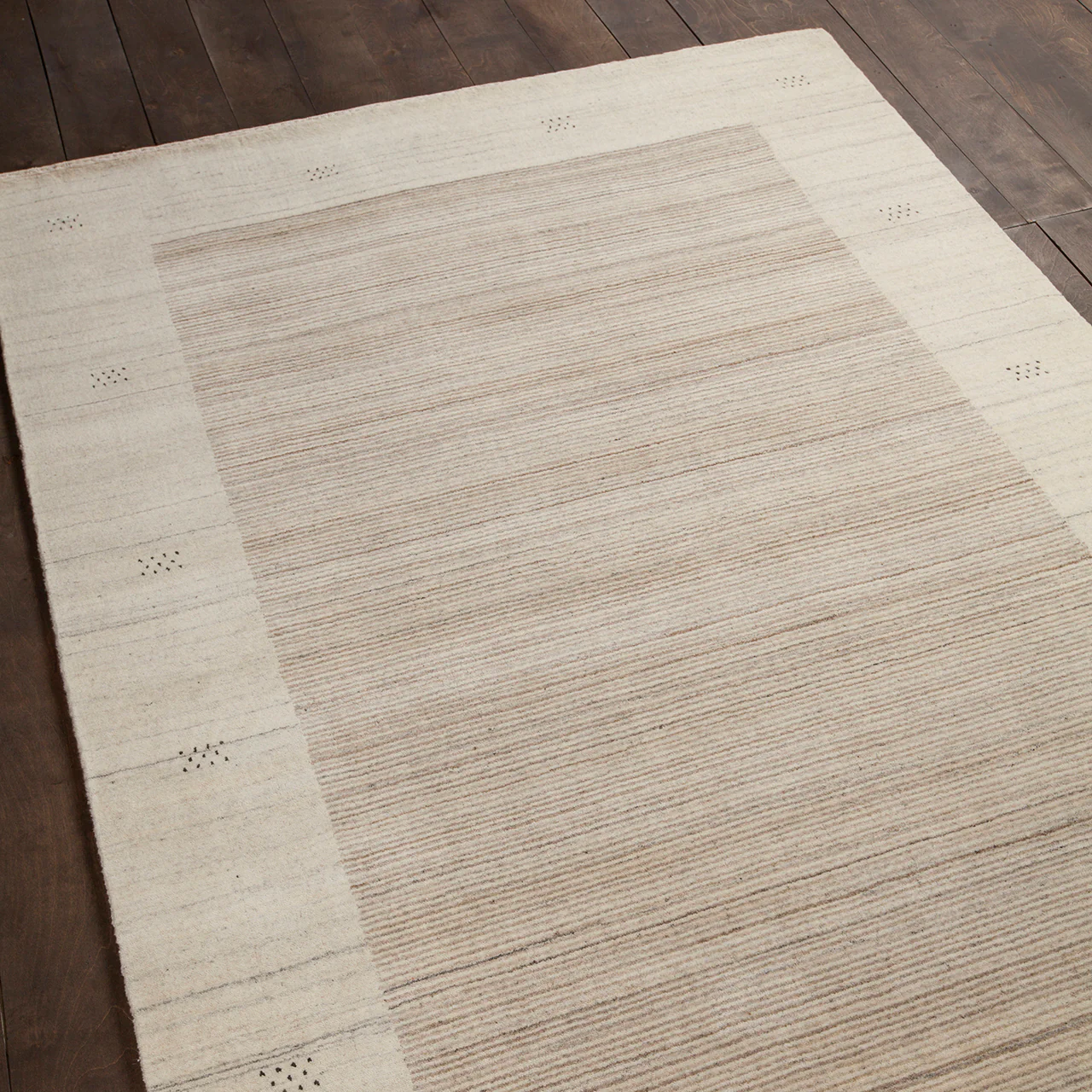 Elantra - 51700 - Patterned Rectangular Knotted Wool Area Rug - Image 3