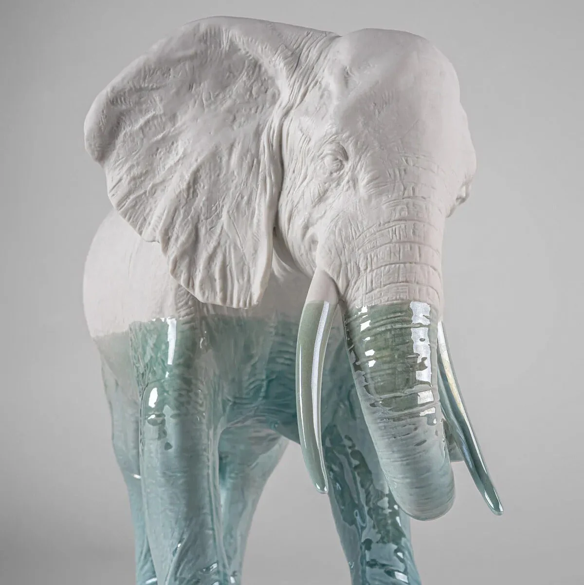 Underwater Elephant Sculpture - Image 4