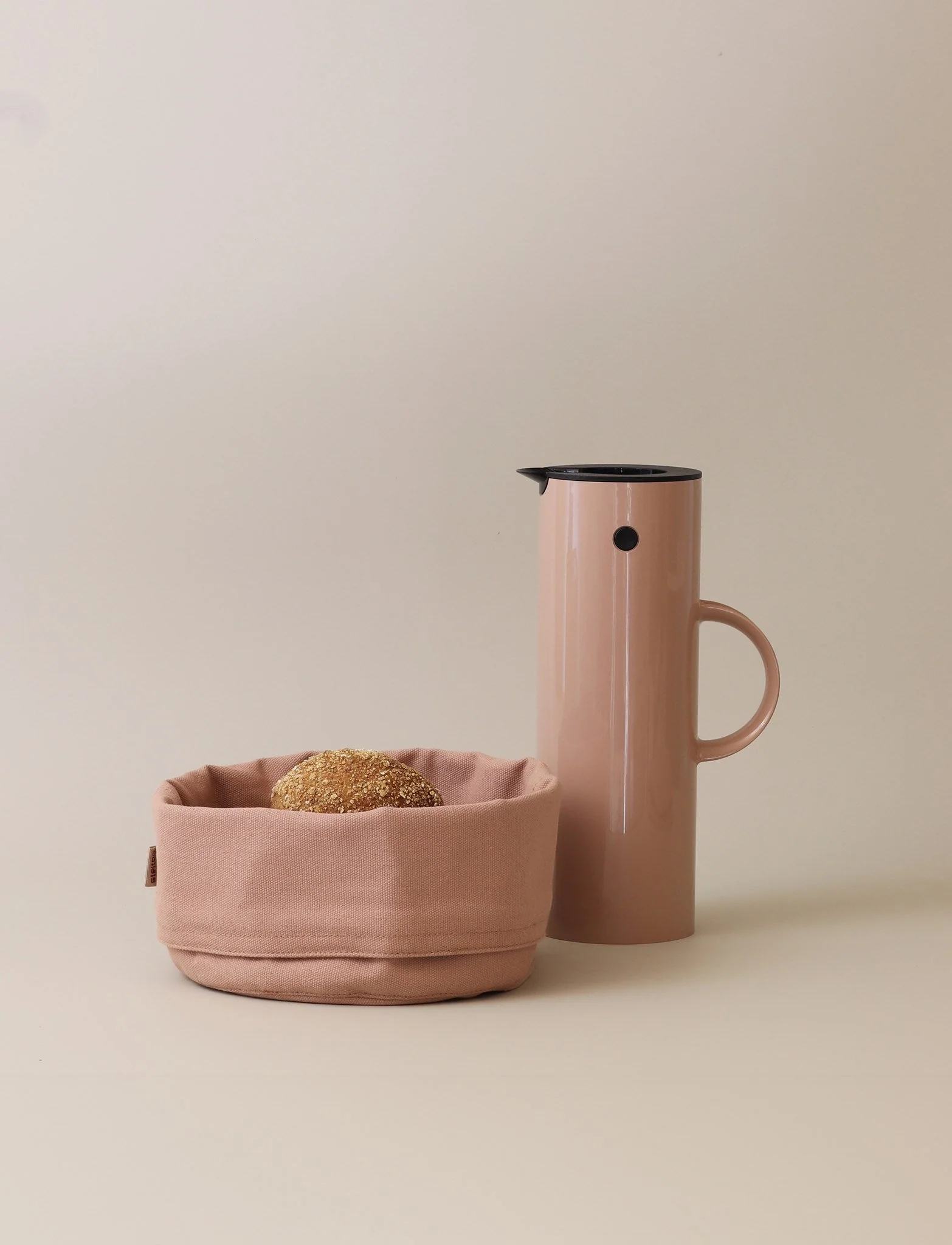 Em77 Vacuum Jug - Image 33