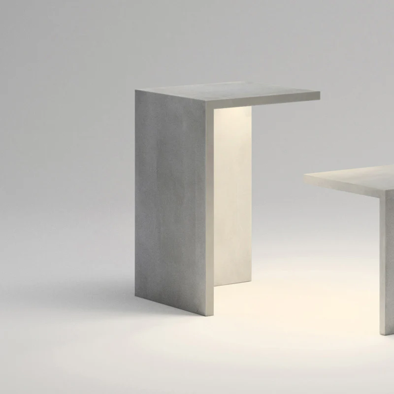 Empty Outdoor Table Lamp - Image 3