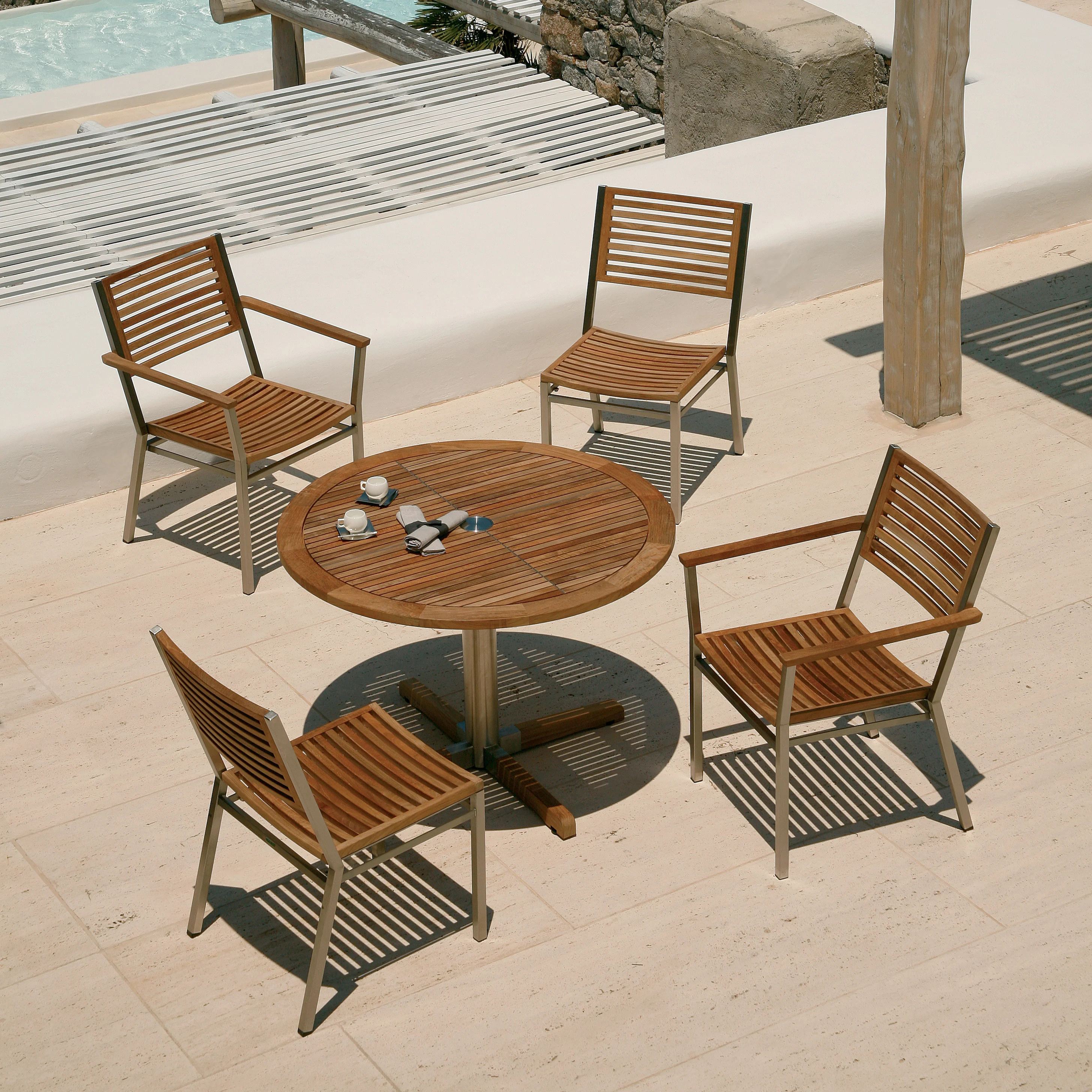 Equinox Circular Pedestal Outdoor Table - Image 8