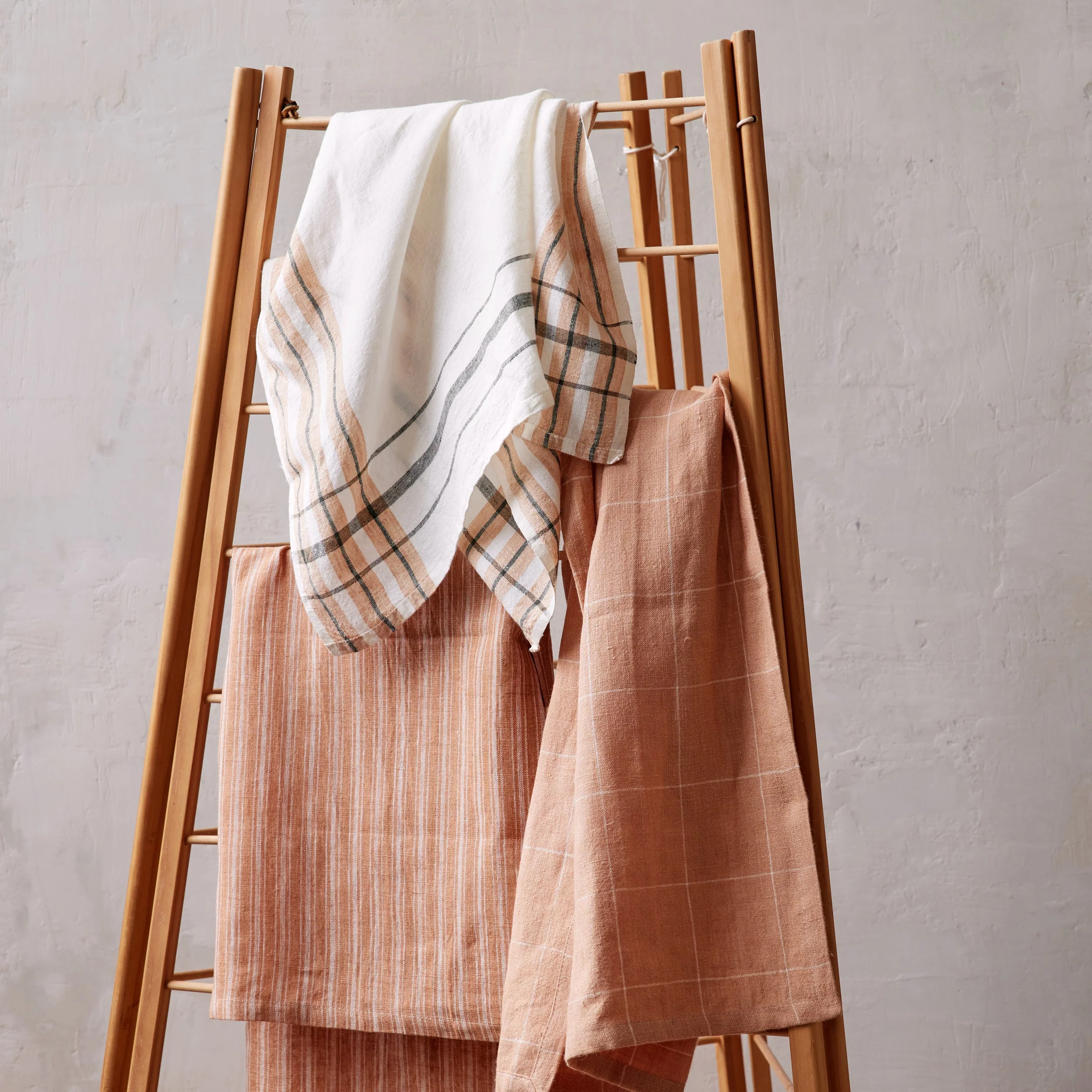 Essential Linen Tea Towel (Set of 4) - Image 14
