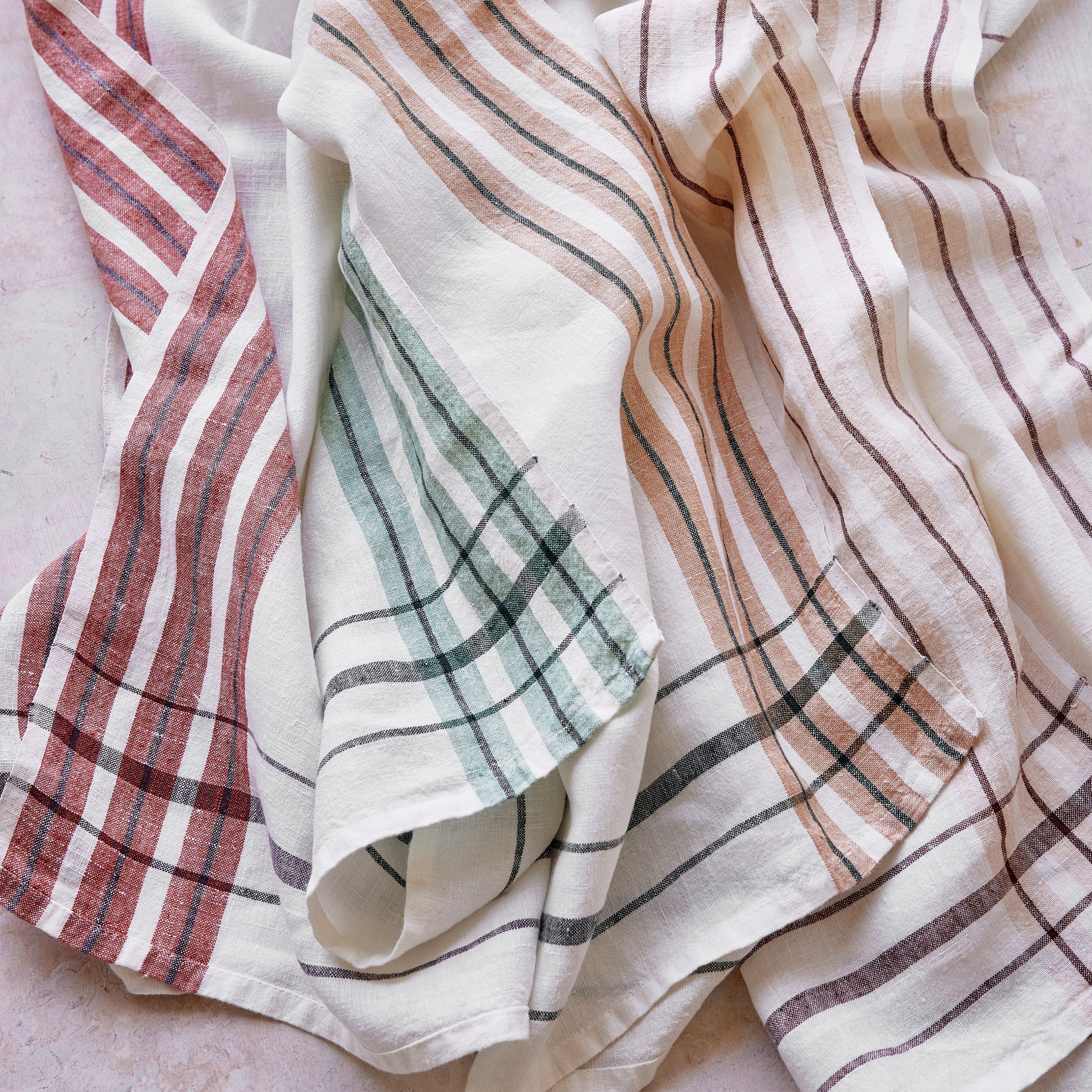 Essential Linen Tea Towel (Set of 4) - Image 24
