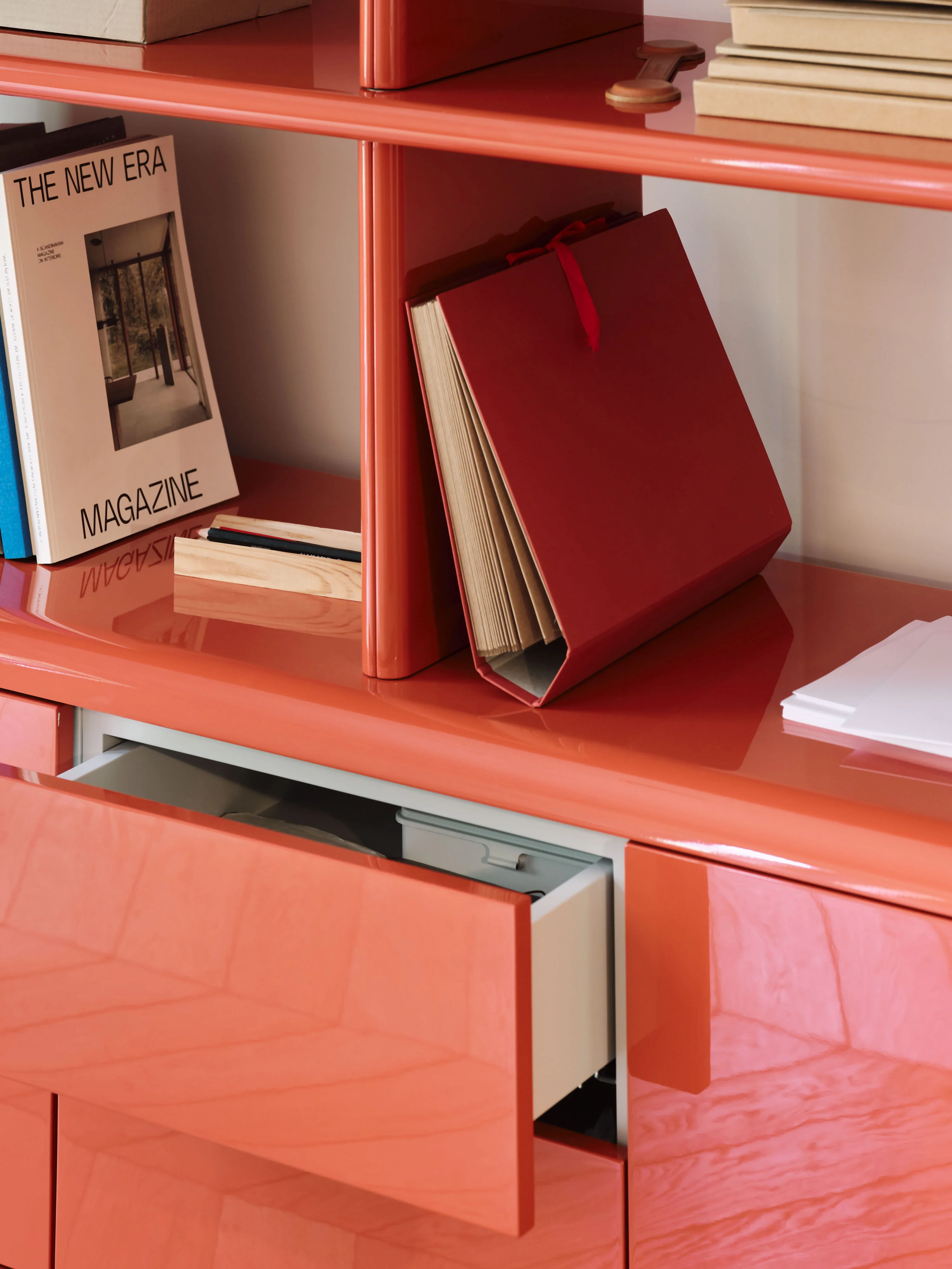 Explorer Shelving System - 4 Doors with 2 Drawers - Image 11