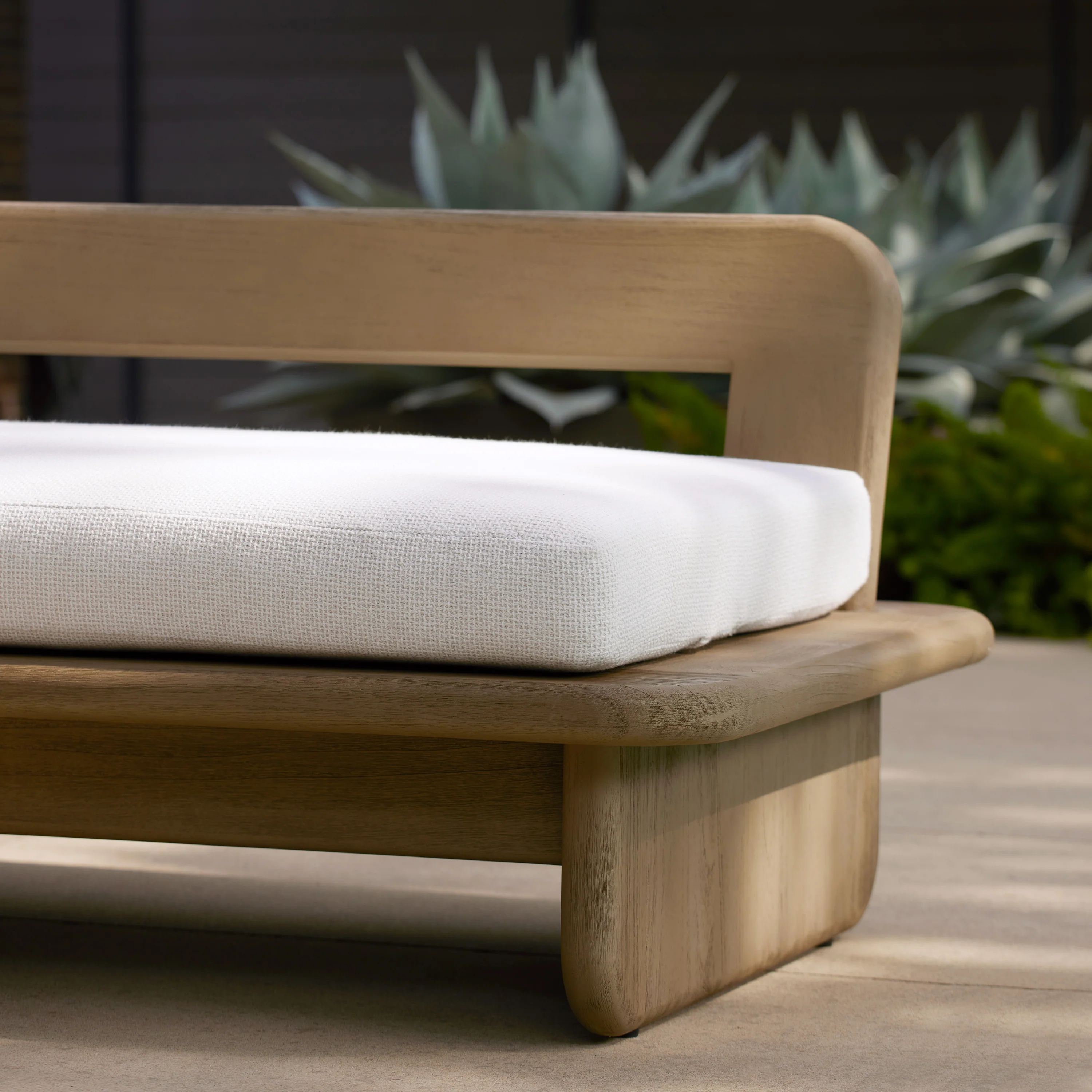 Fargo Outdoor Settee - Image 10