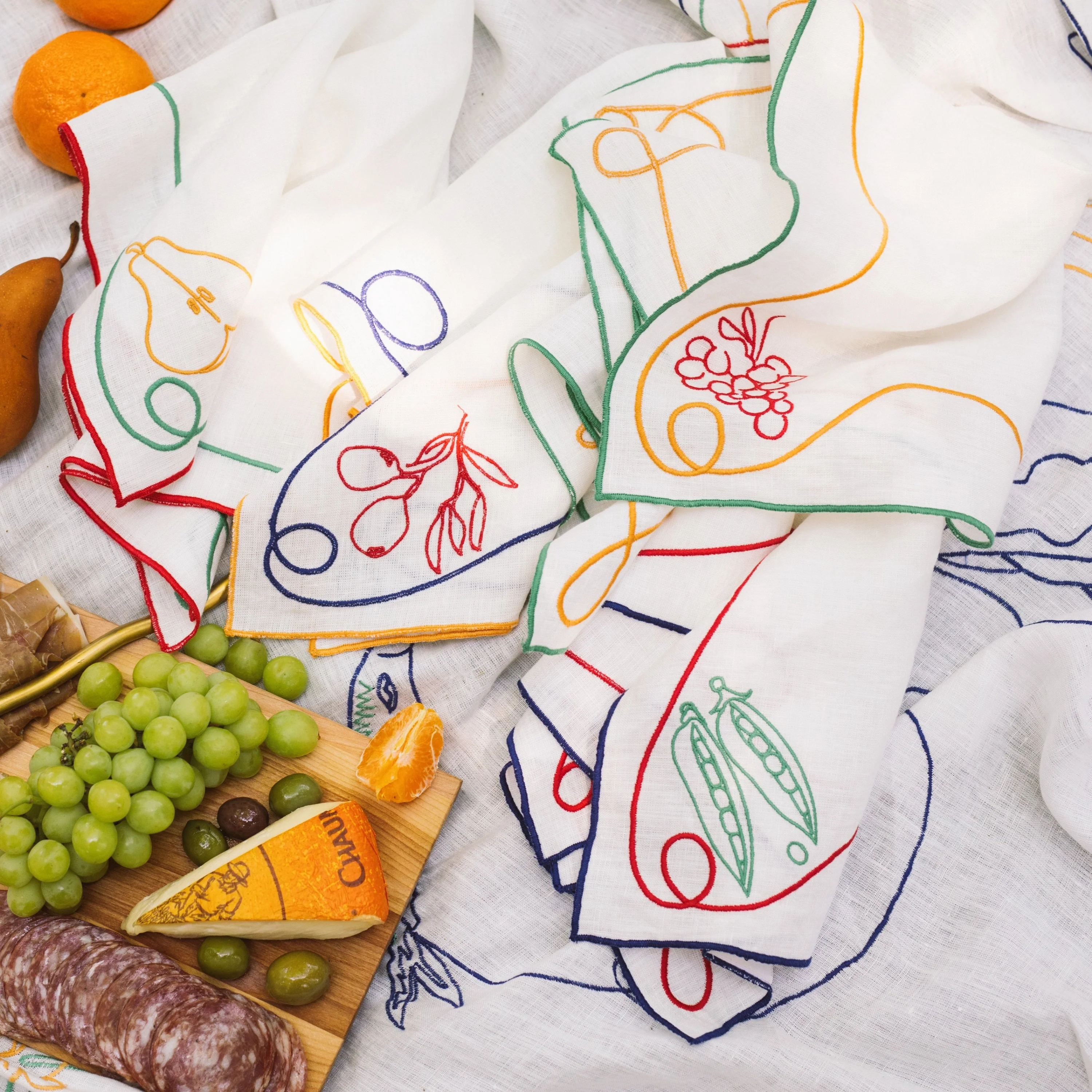 Fête Embroidered Linen Napkin (Set of 4) - Image 2