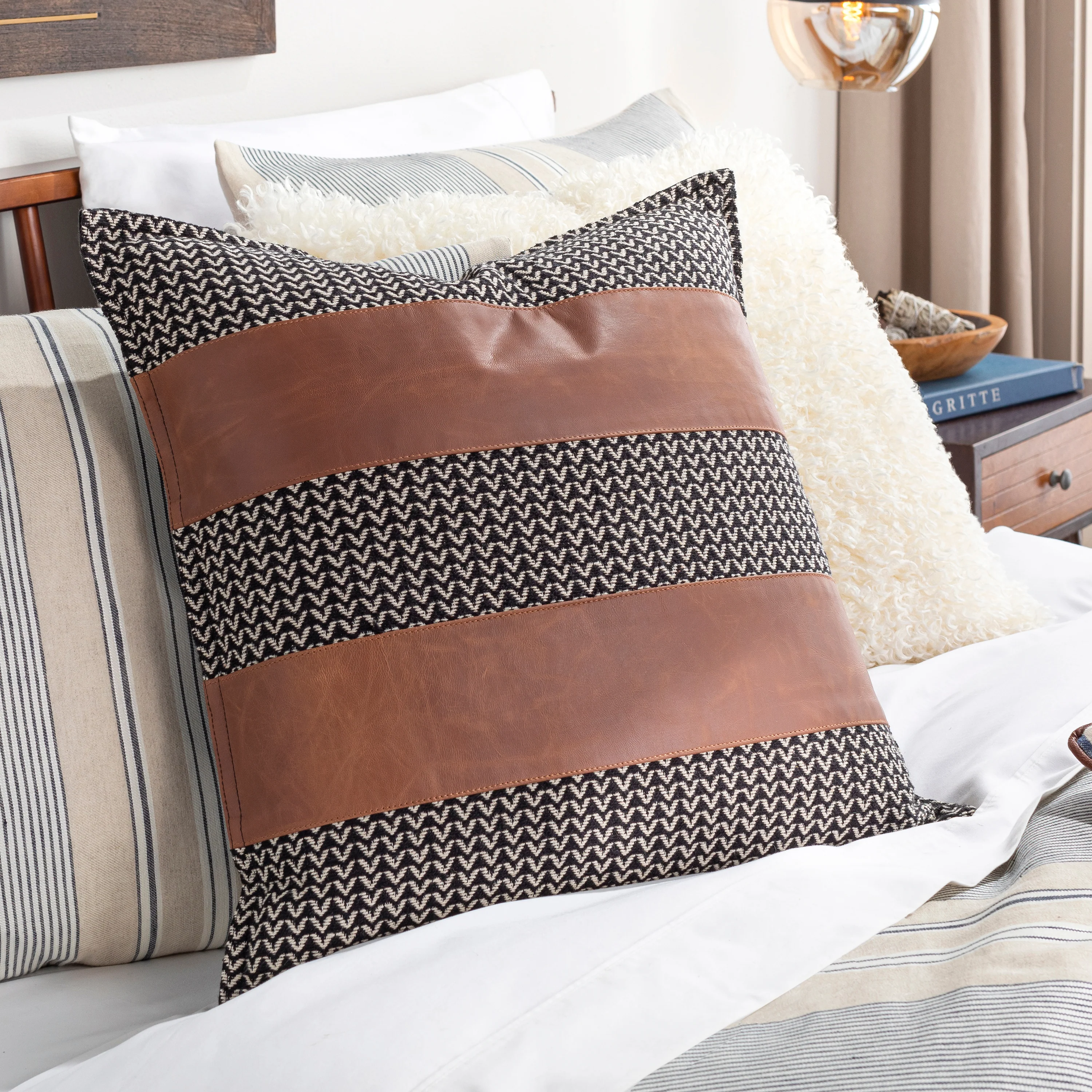 Fiona Pillow - Image 2