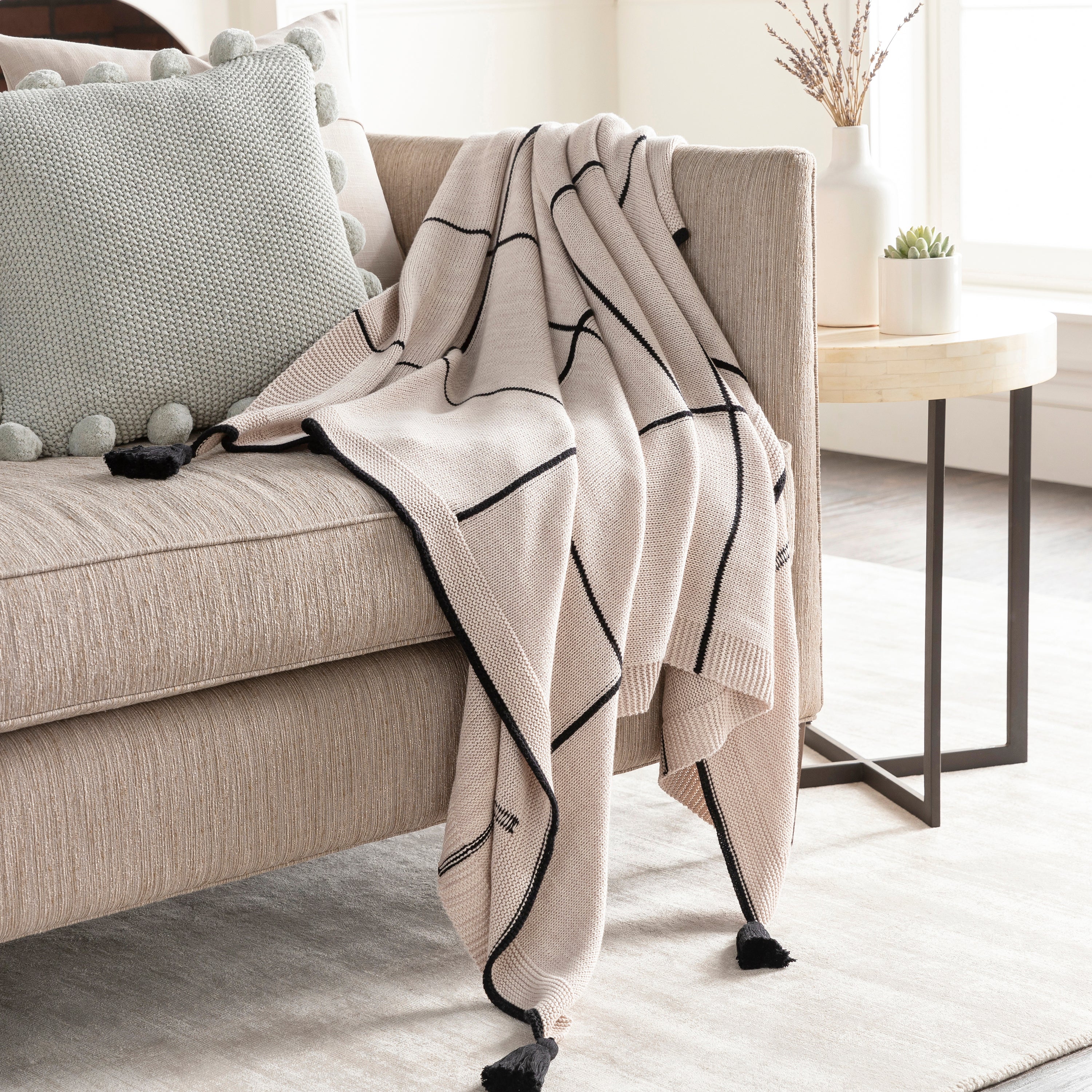 Fleck Tassel Throw - Image 2