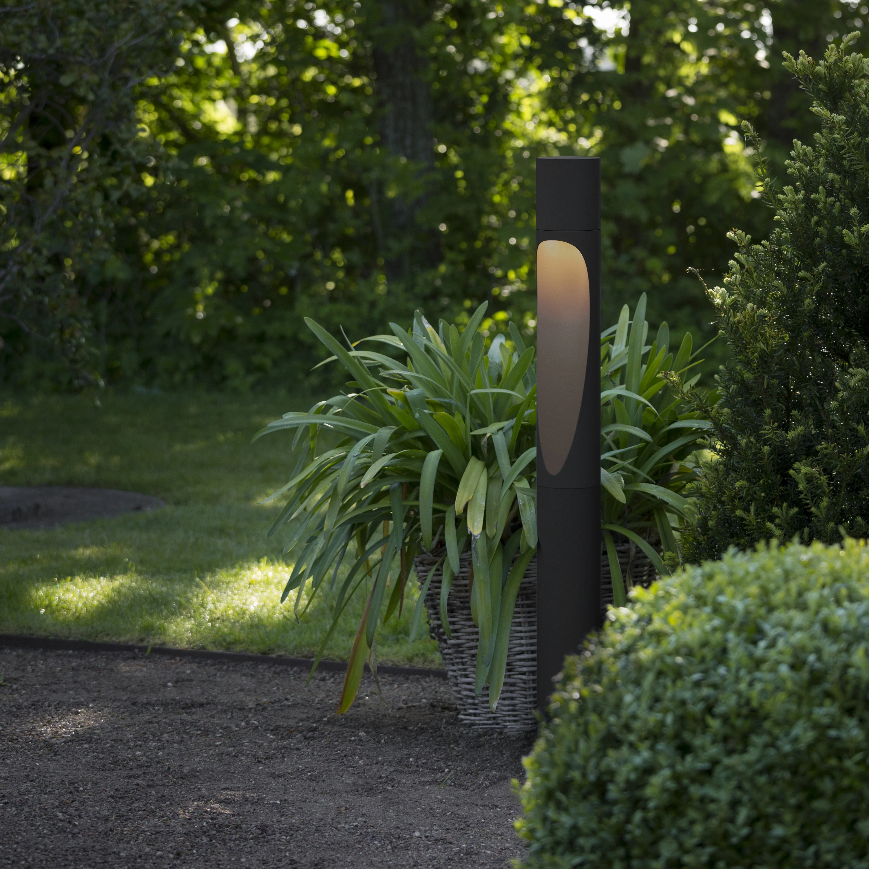 Flindt Garden Outdoor Bollard Light without Power Supply - Image 17