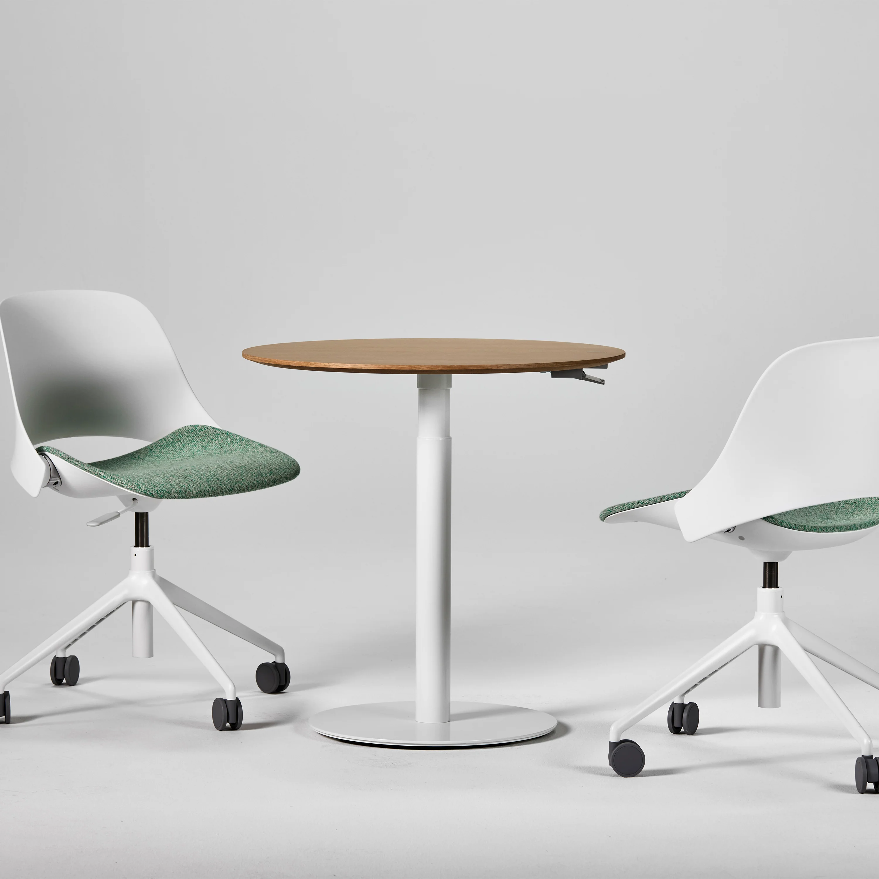 Float Gather Round Table - Image 12