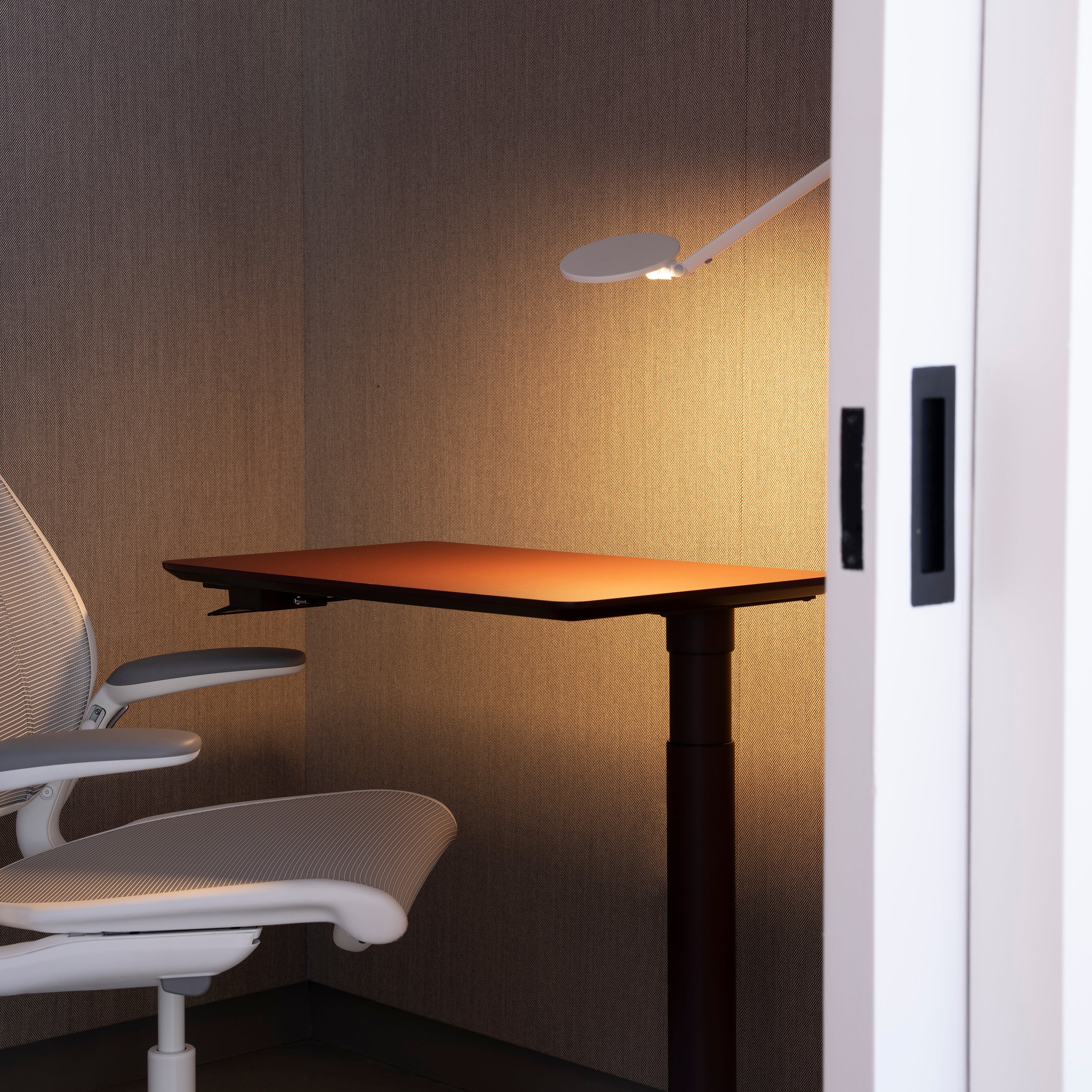 Float Micro Adjustable Side Table - Image 15