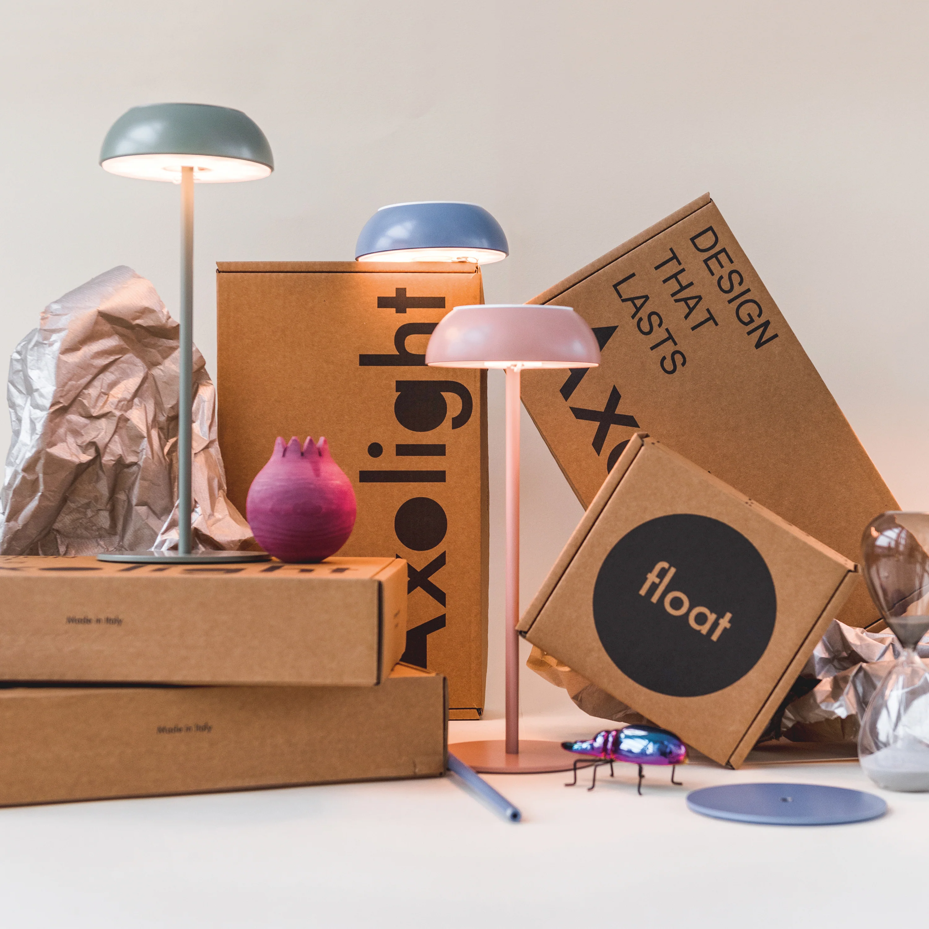 Float Table Lamp - Image 10