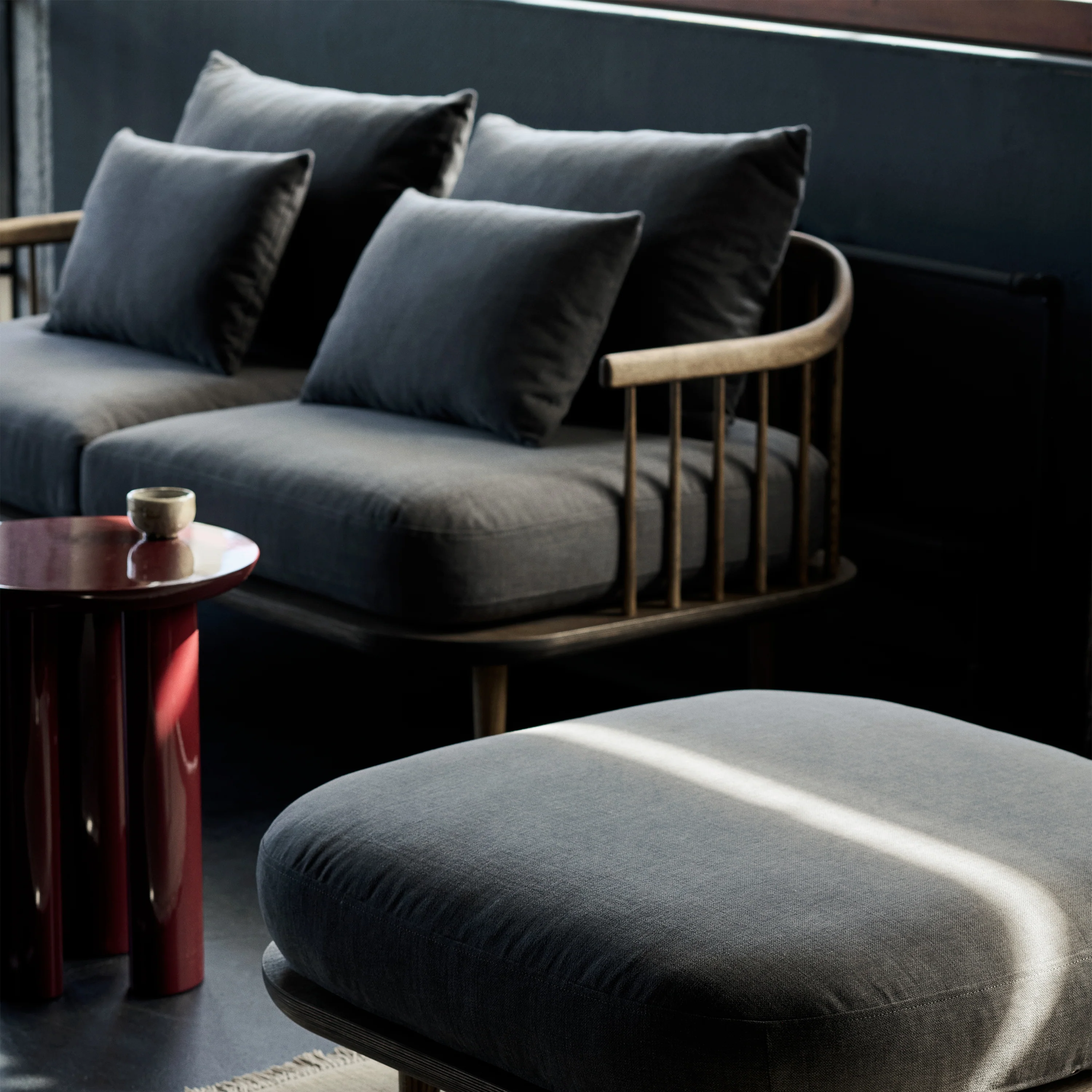 Fly 2-Seater Sofa - Image 9