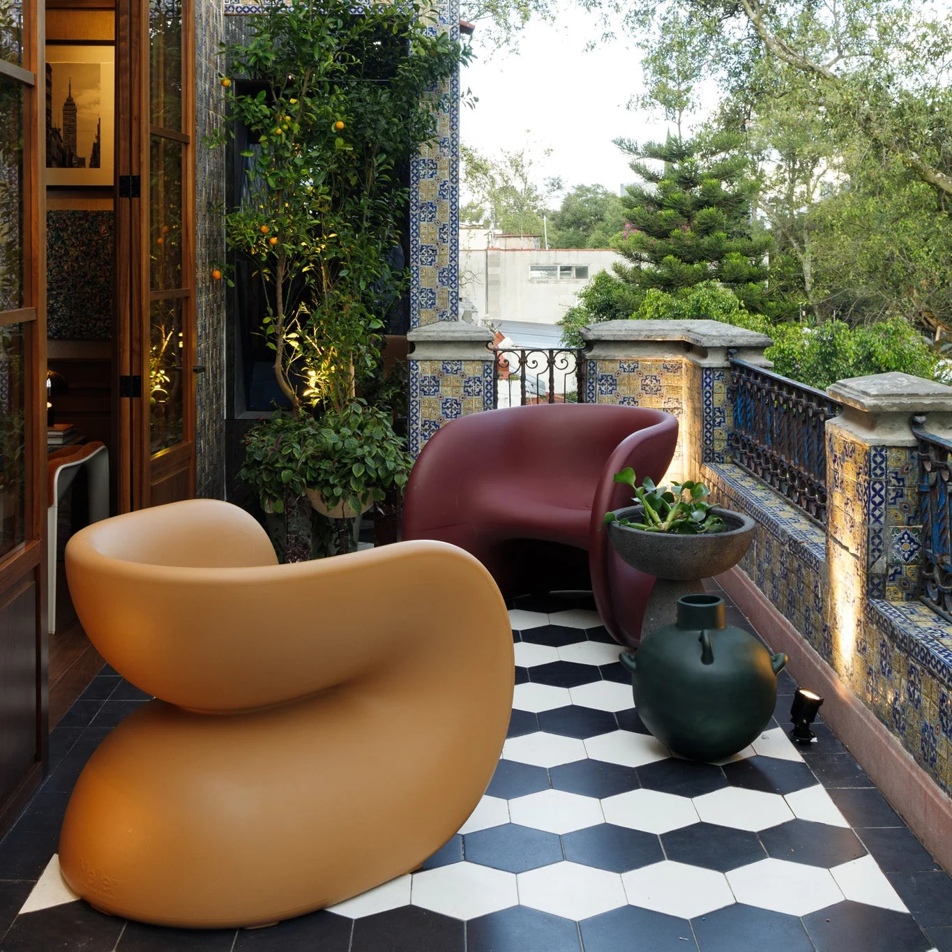 Fortune Outdoor Lounge Chair - Image 18