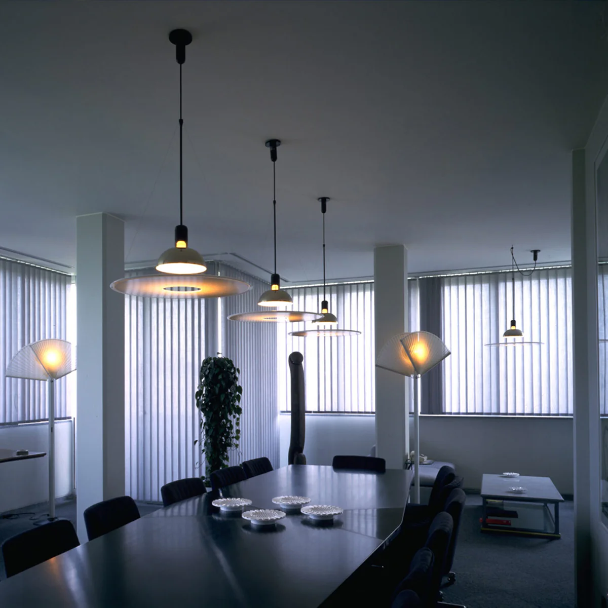 Frisbi Pendant Light - Image 15