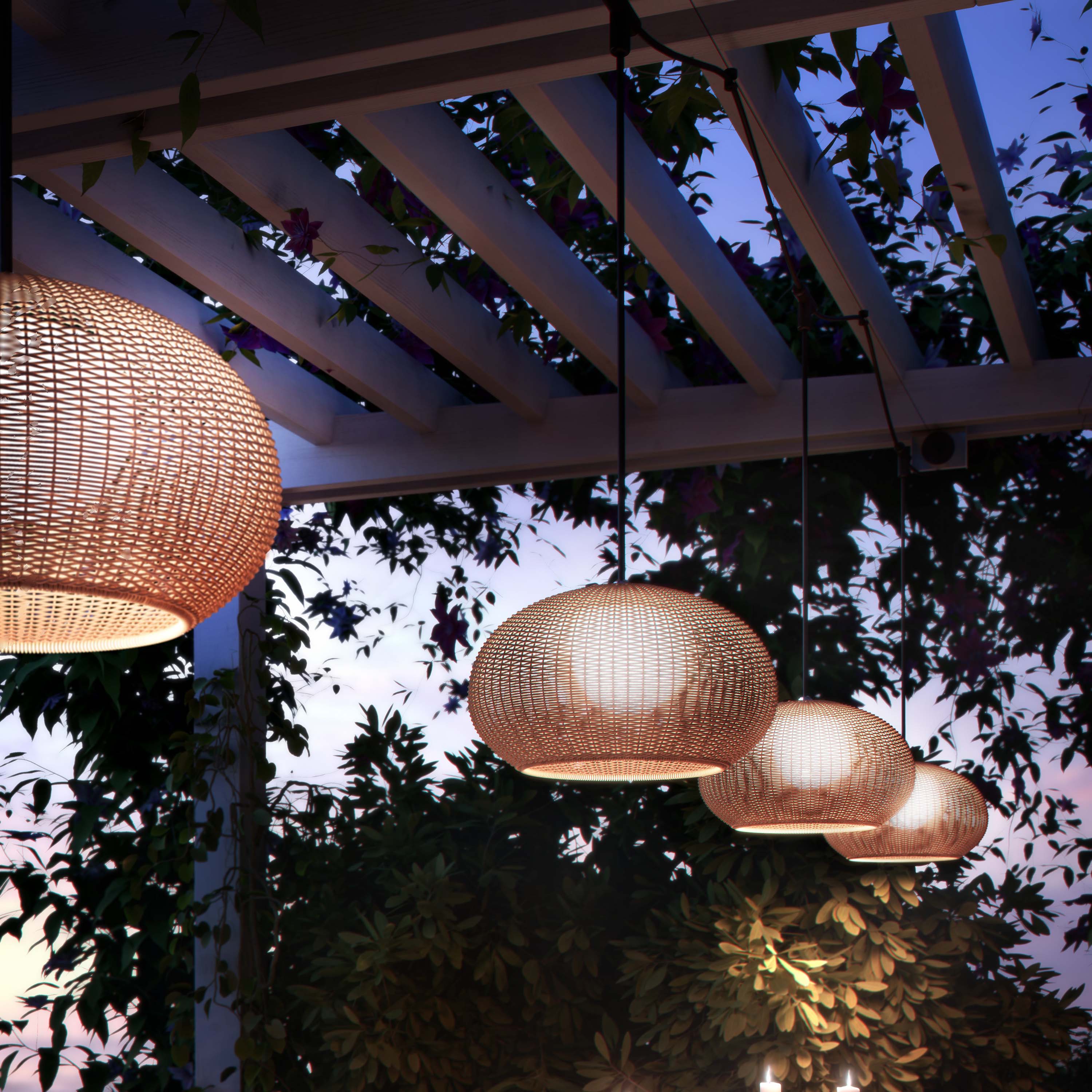 Garota Catenary Outdoor LED Pendant Light - Image 4