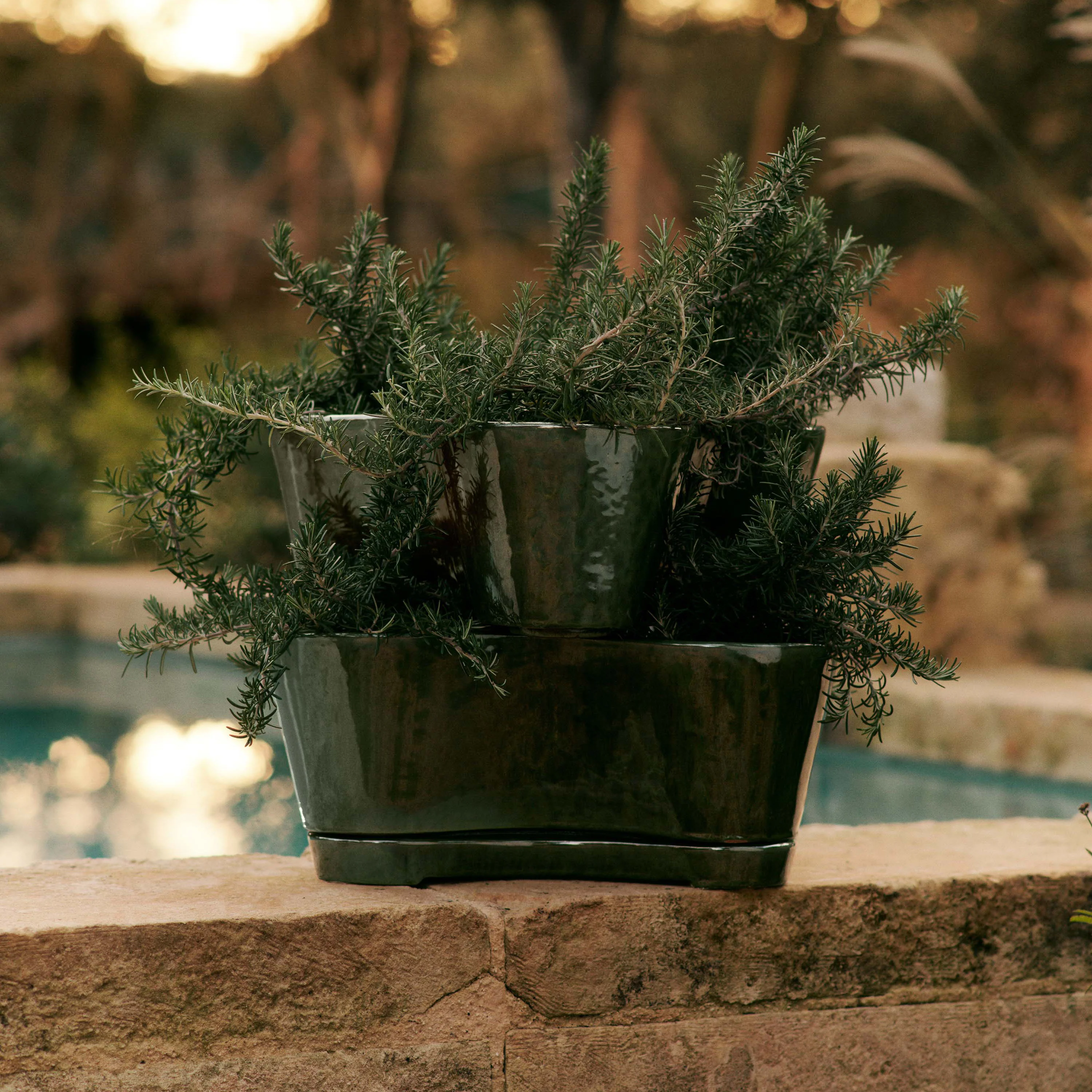 Gemi Stackable Outdoor Planter (Set of 2) - Image 2