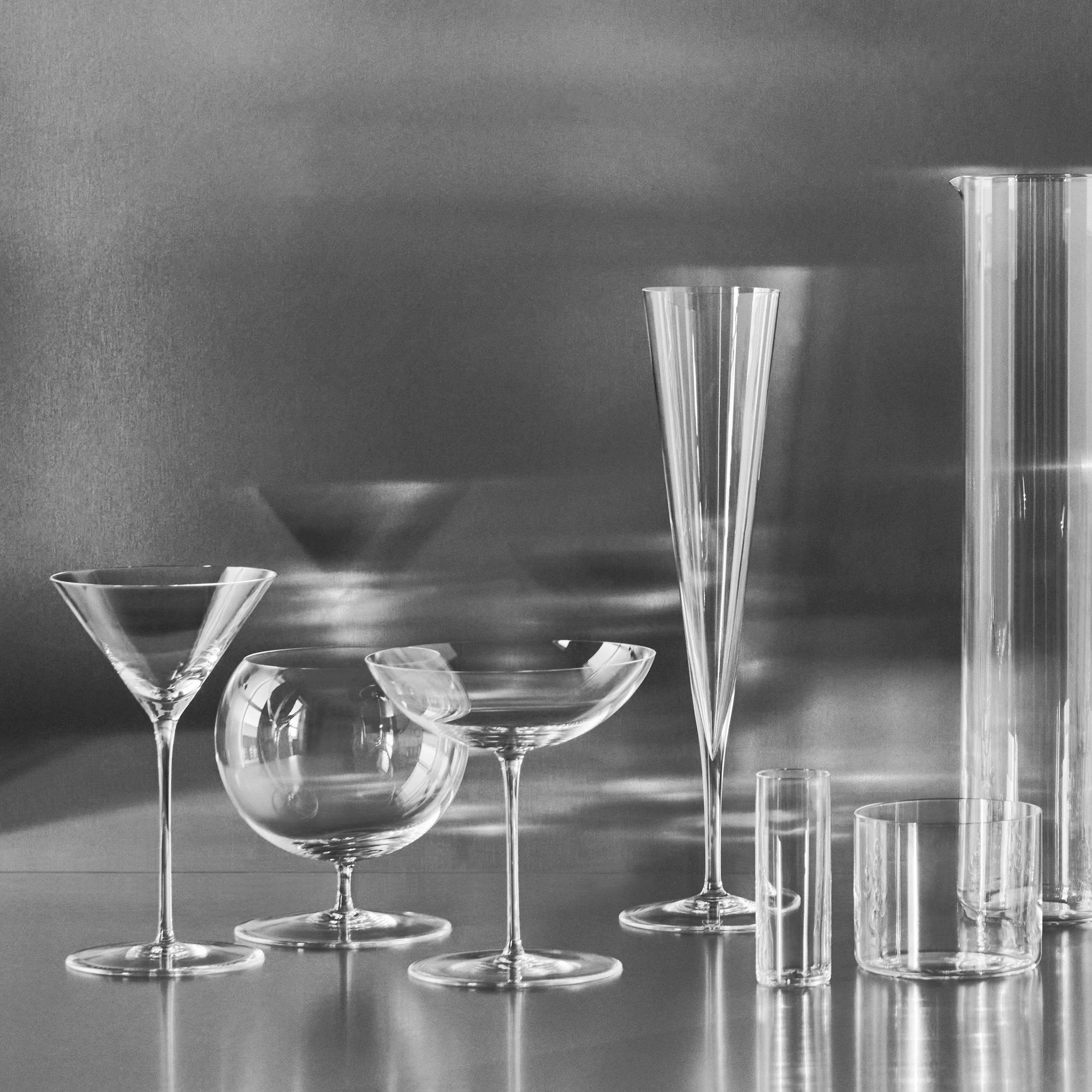 Geometry Martini Glass (Set of 2) - Image 4