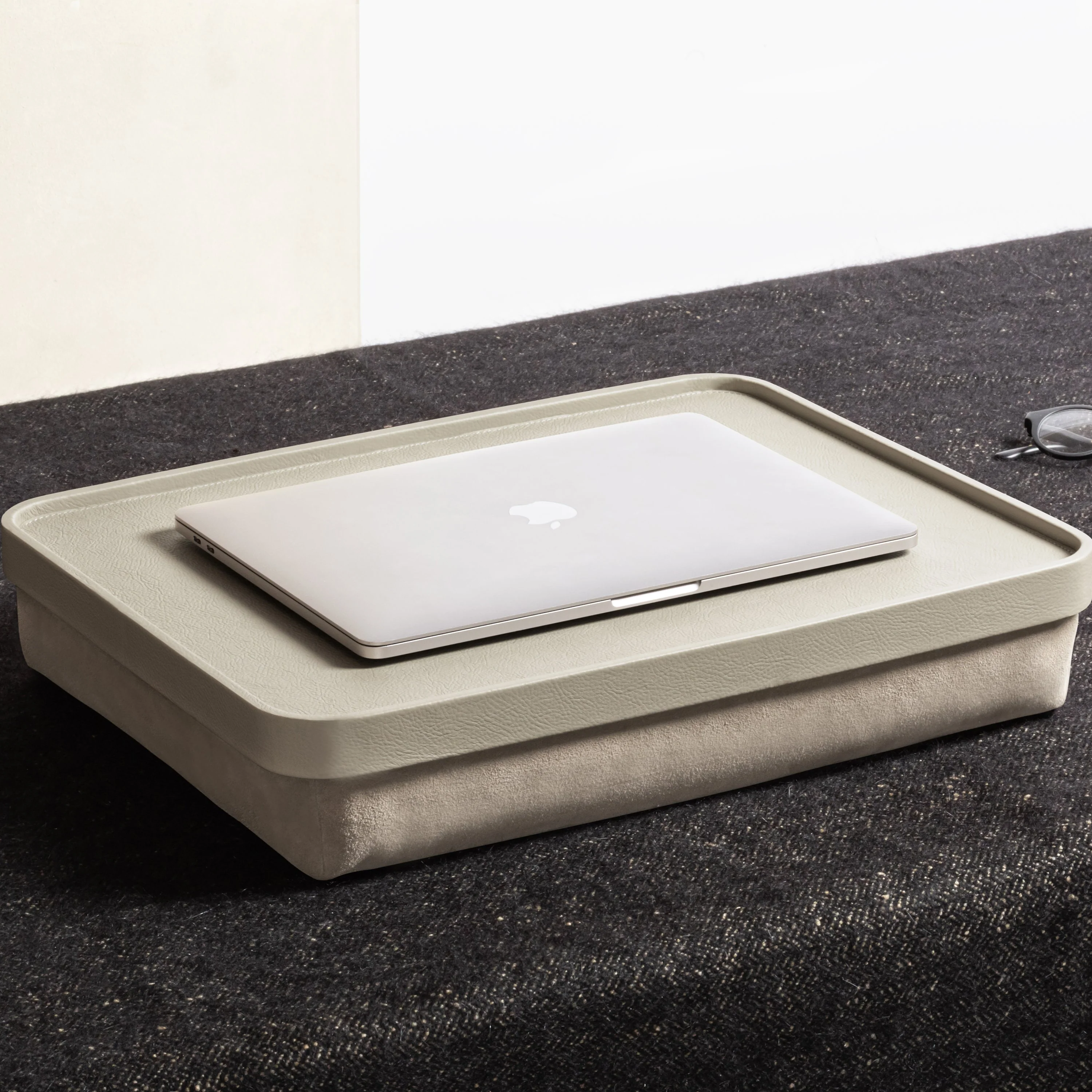 Giobagnara x Poltrona Frau Laptop Tray - Image 2