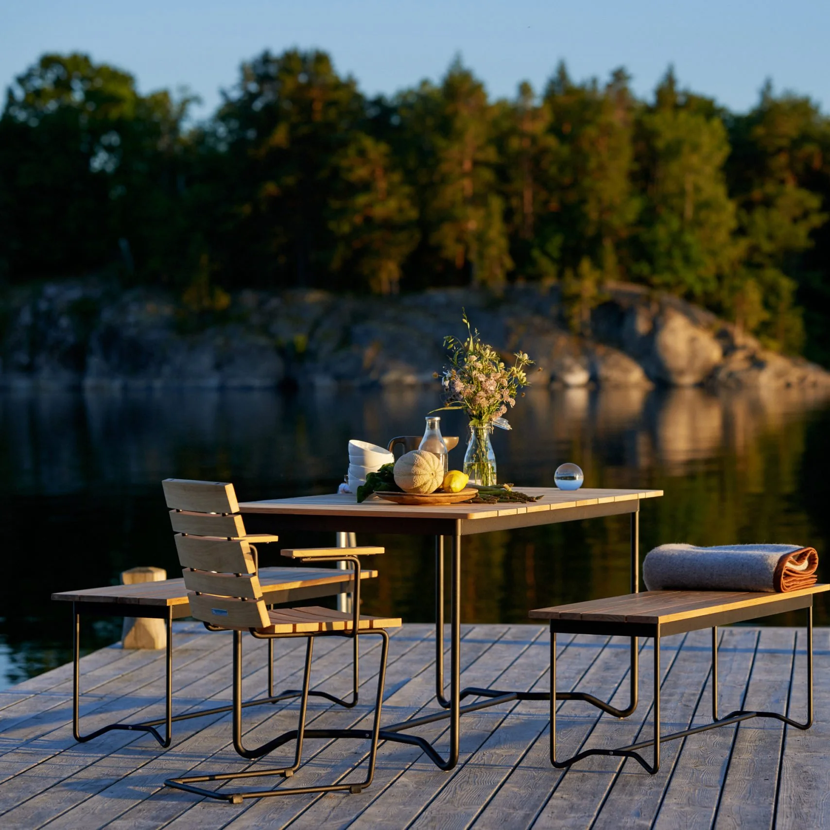 Grinda Dining Set for 6 - Image 9