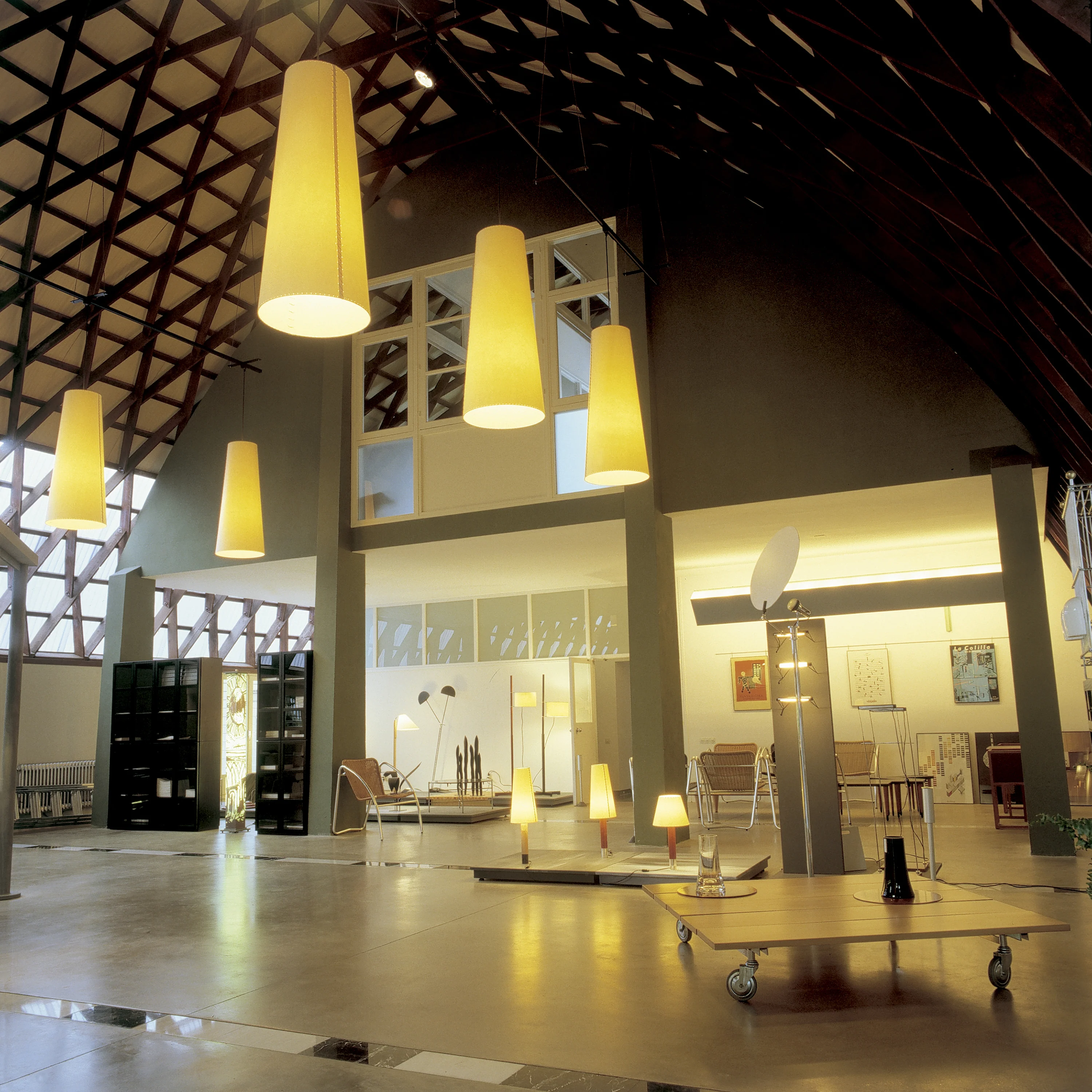 GT4 Pendant Light - Image 15