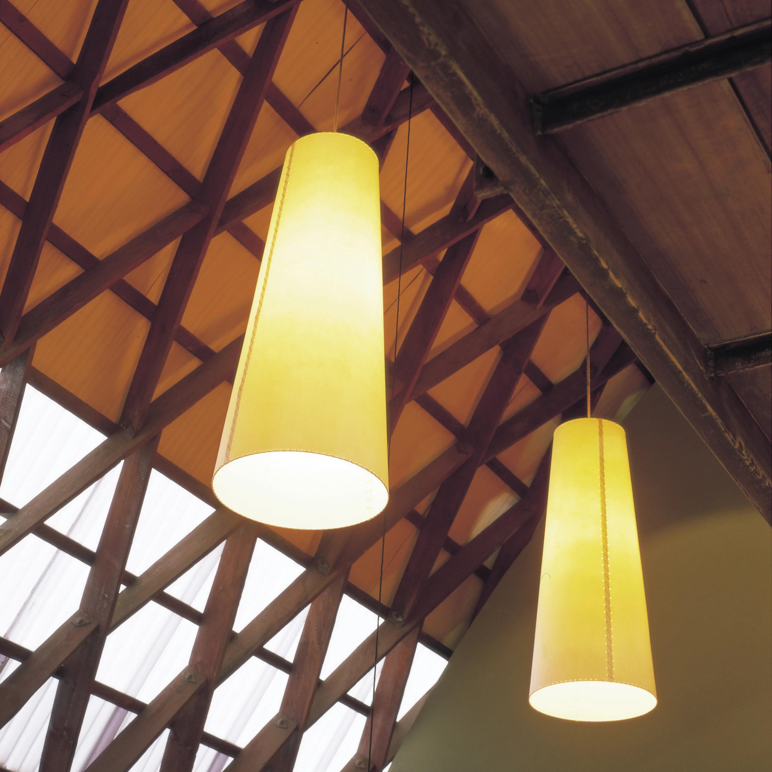 GT4 Pendant Light - Image 7