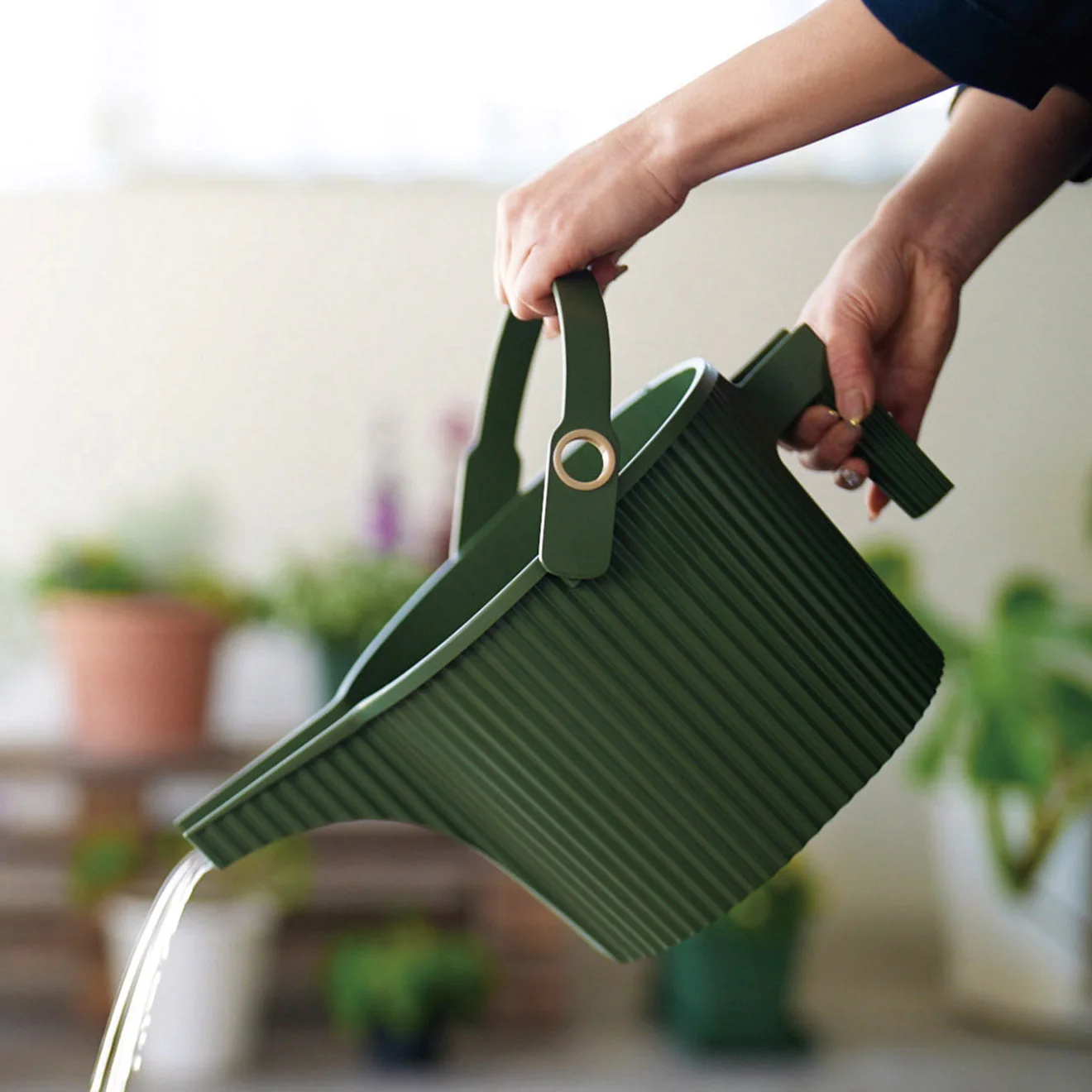 Hachiman Garden Beetle Watering Can - Image 9