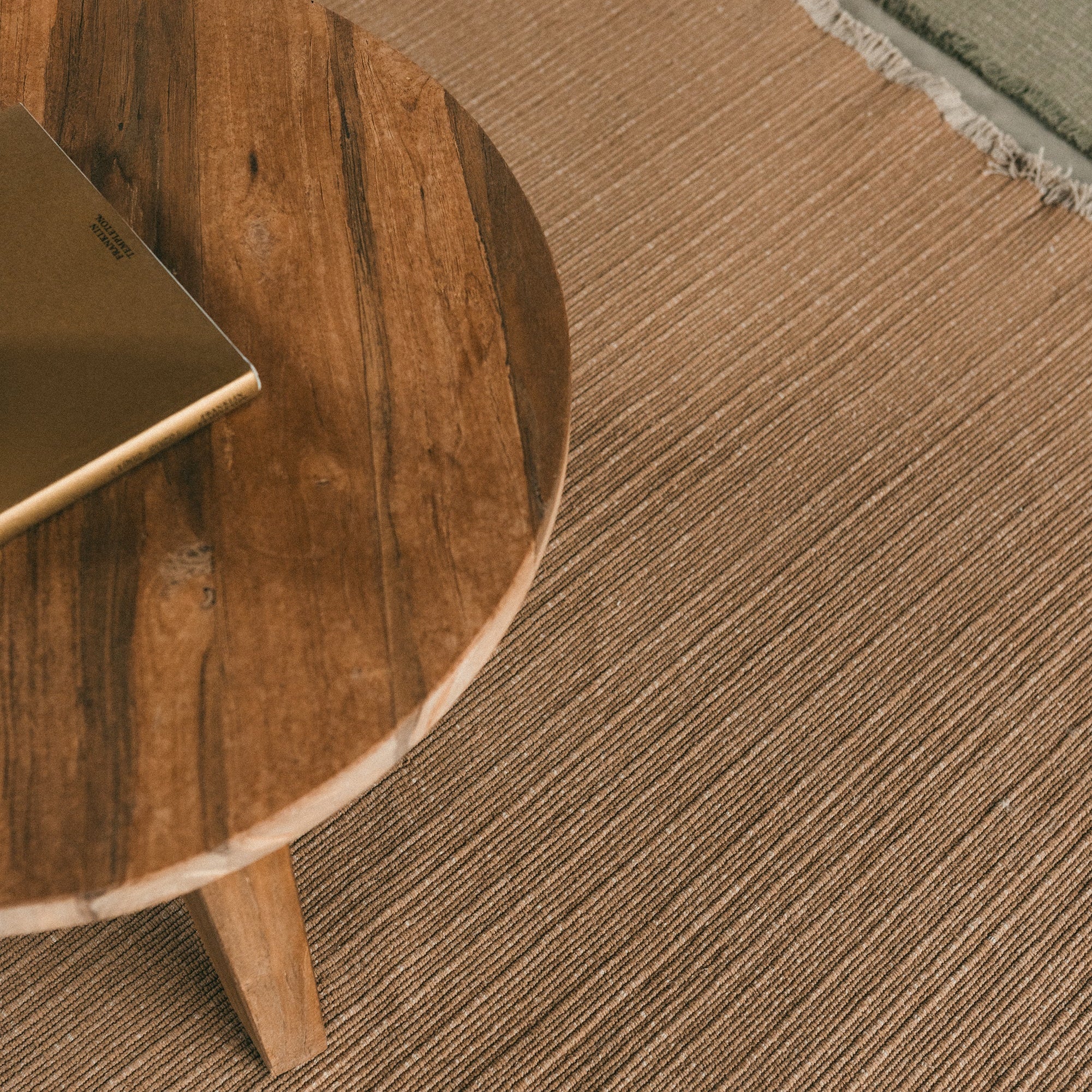 Handloom Area Rug - Image 9