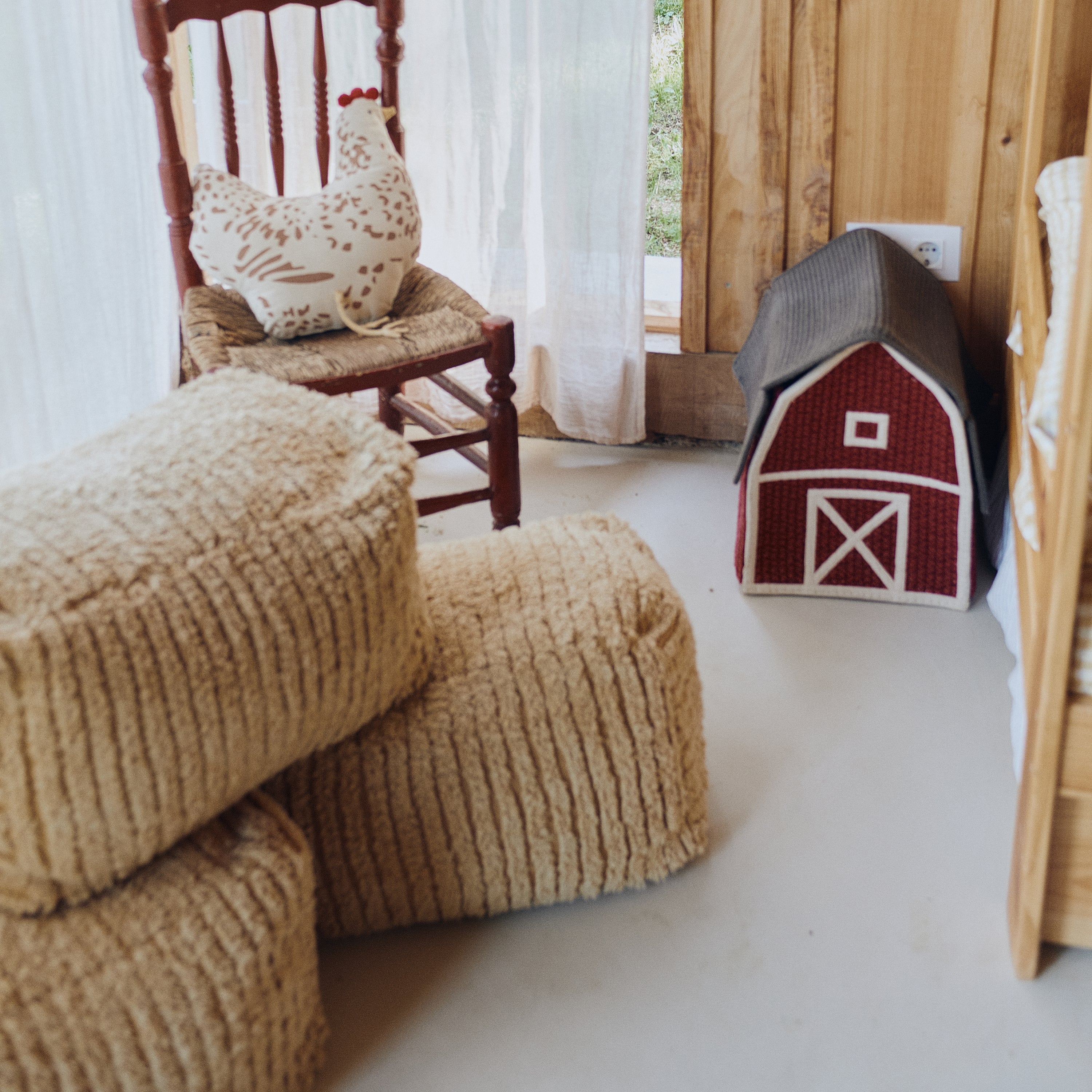 Haystack Pouf - Image 6