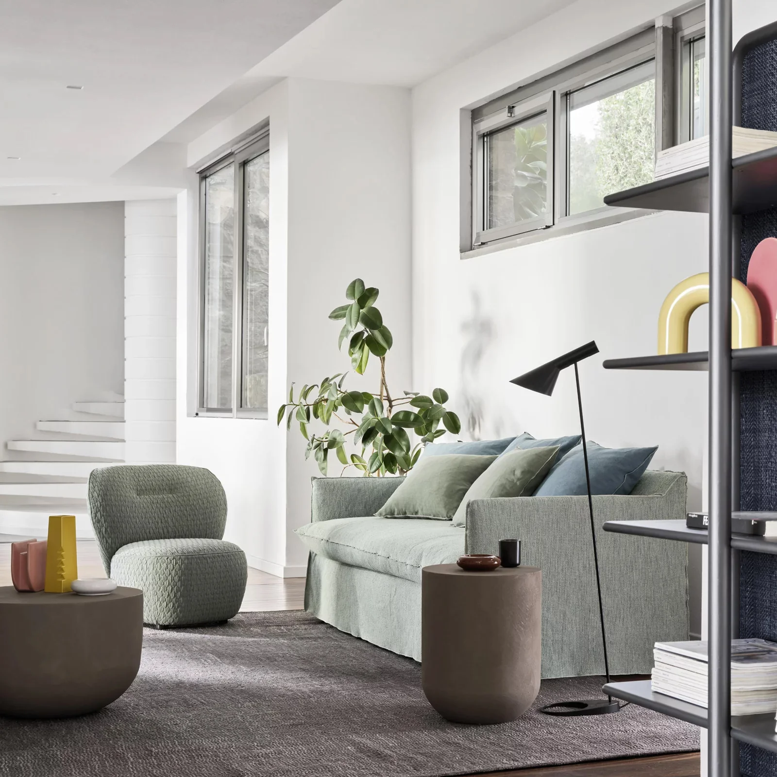 Heiko 41 Side Table - Image 5