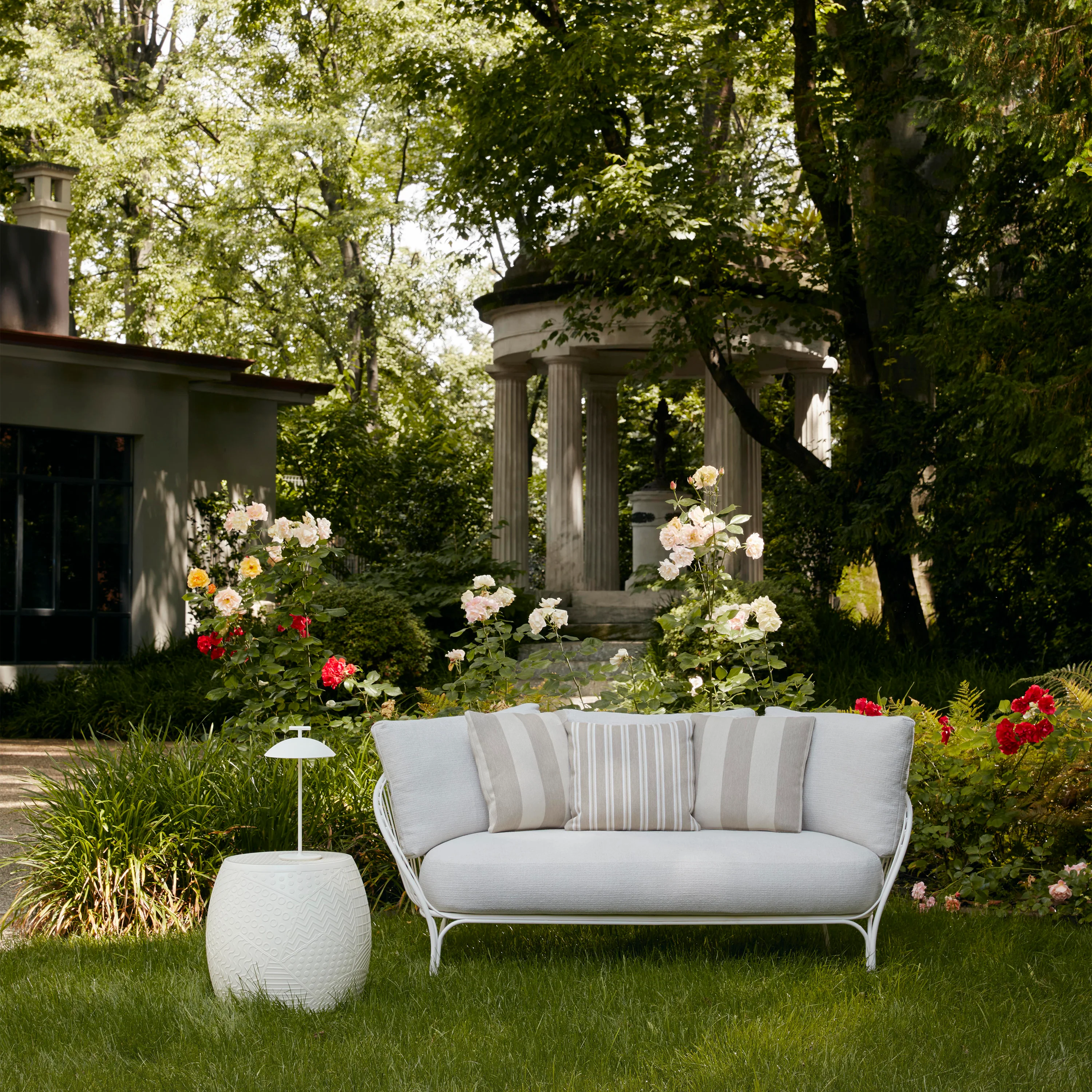 Hiray Outdoor Sofa - Image 11