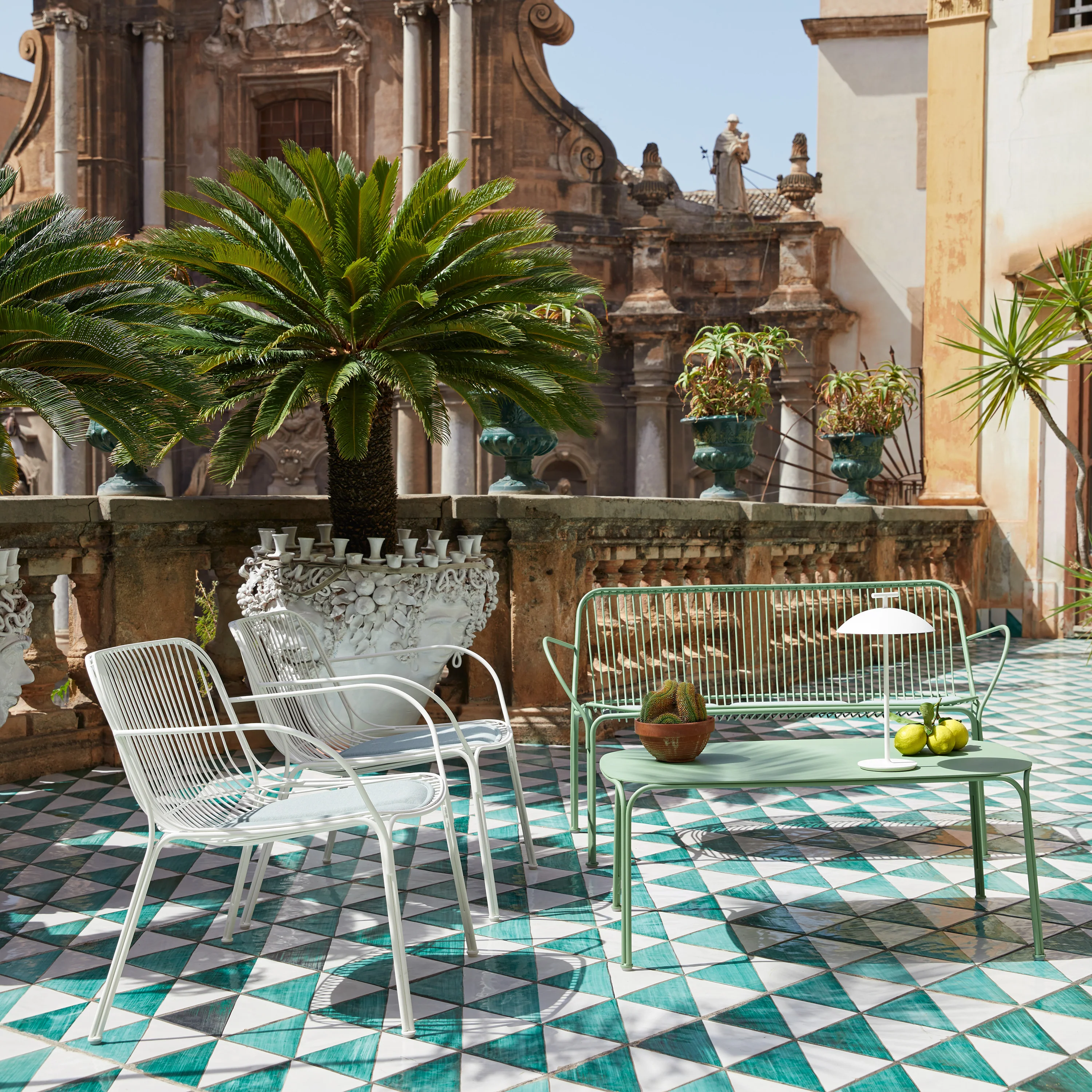 Hiray Outdoor Sofa - Image 17