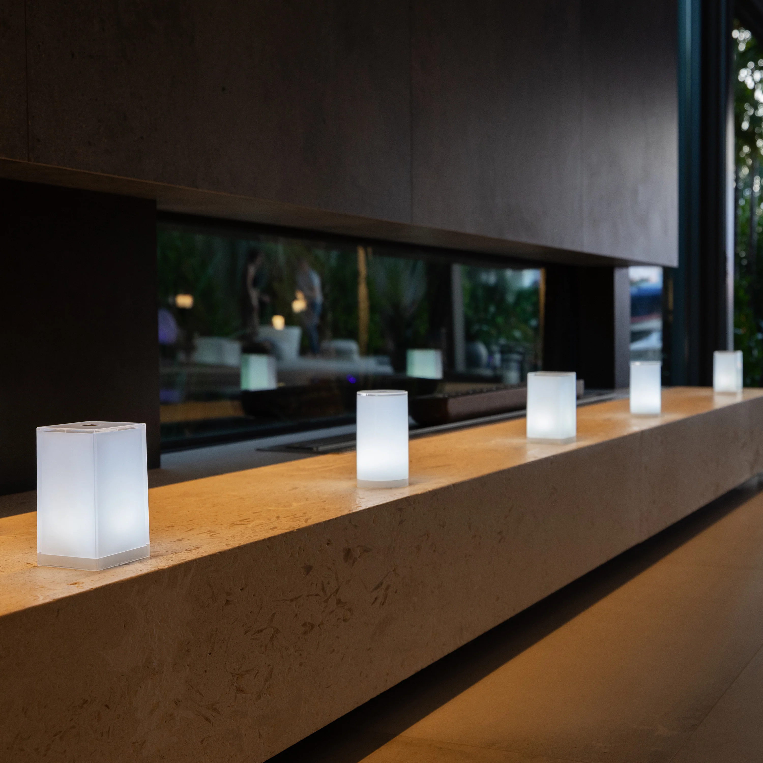 Hokare Tub Bluetooth LED Table Lamp - Image 6