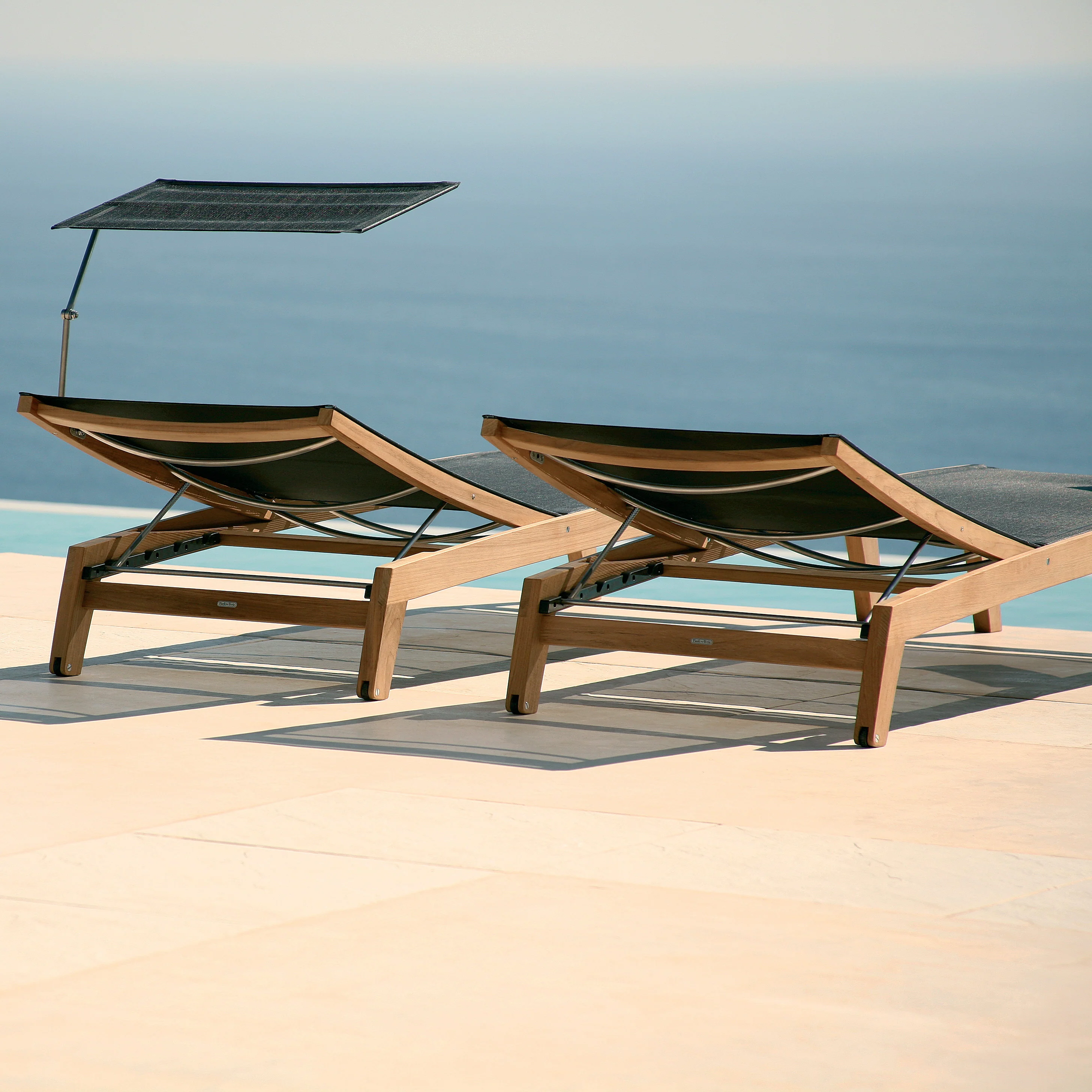 Horizon Outdoor Lounger Sunshade - Image 4