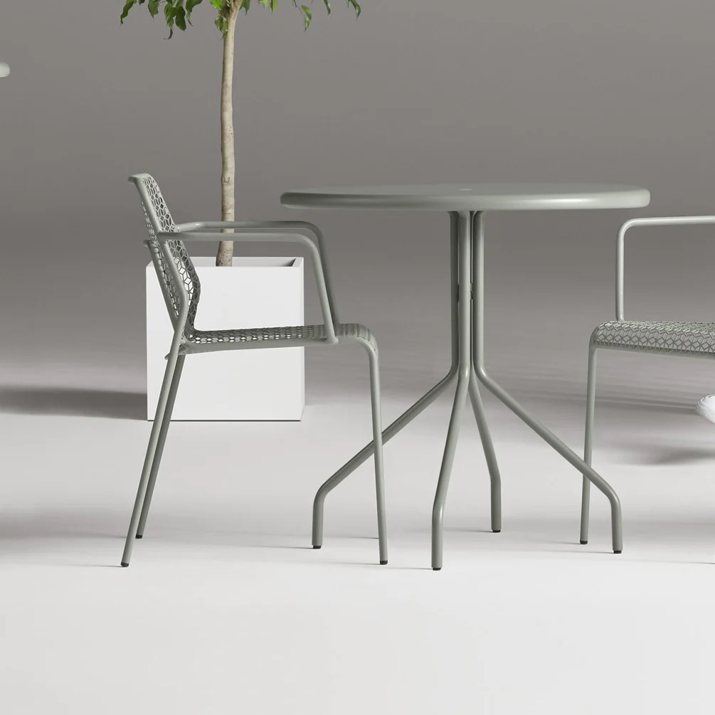 Hot Mesh Outdoor Chair - Image 33