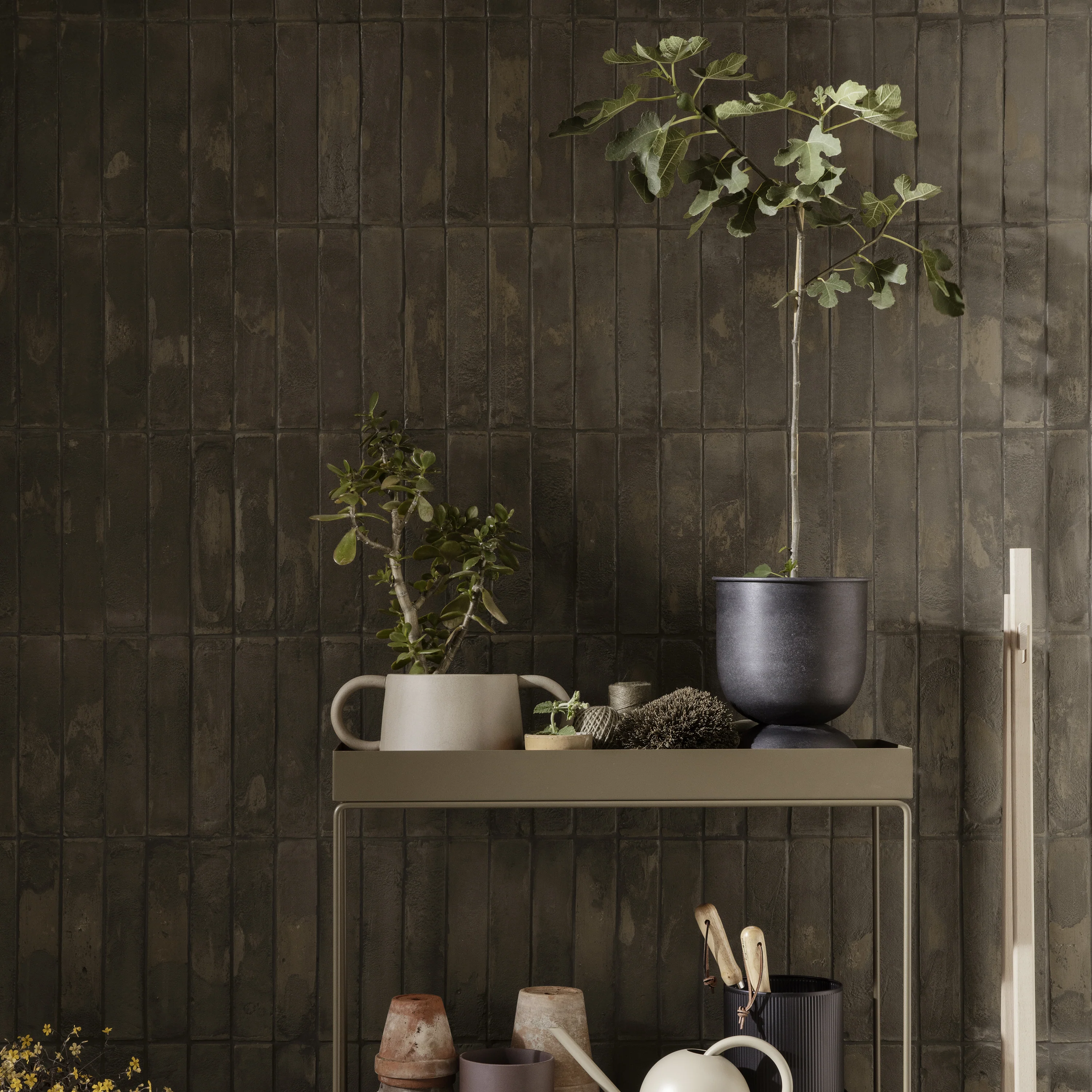 Hourglass Planter - Image 12