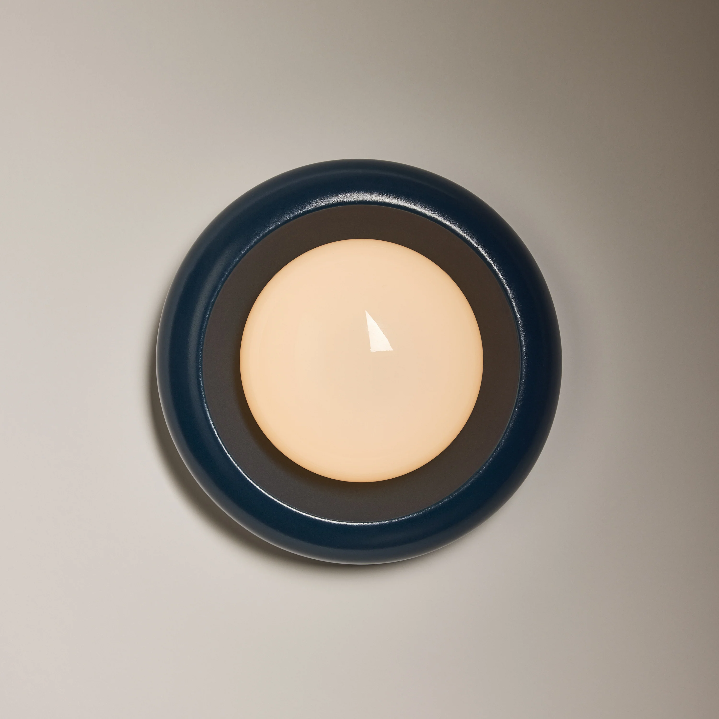 Humboldt Outdoor LED Wall Sconce - Image 5