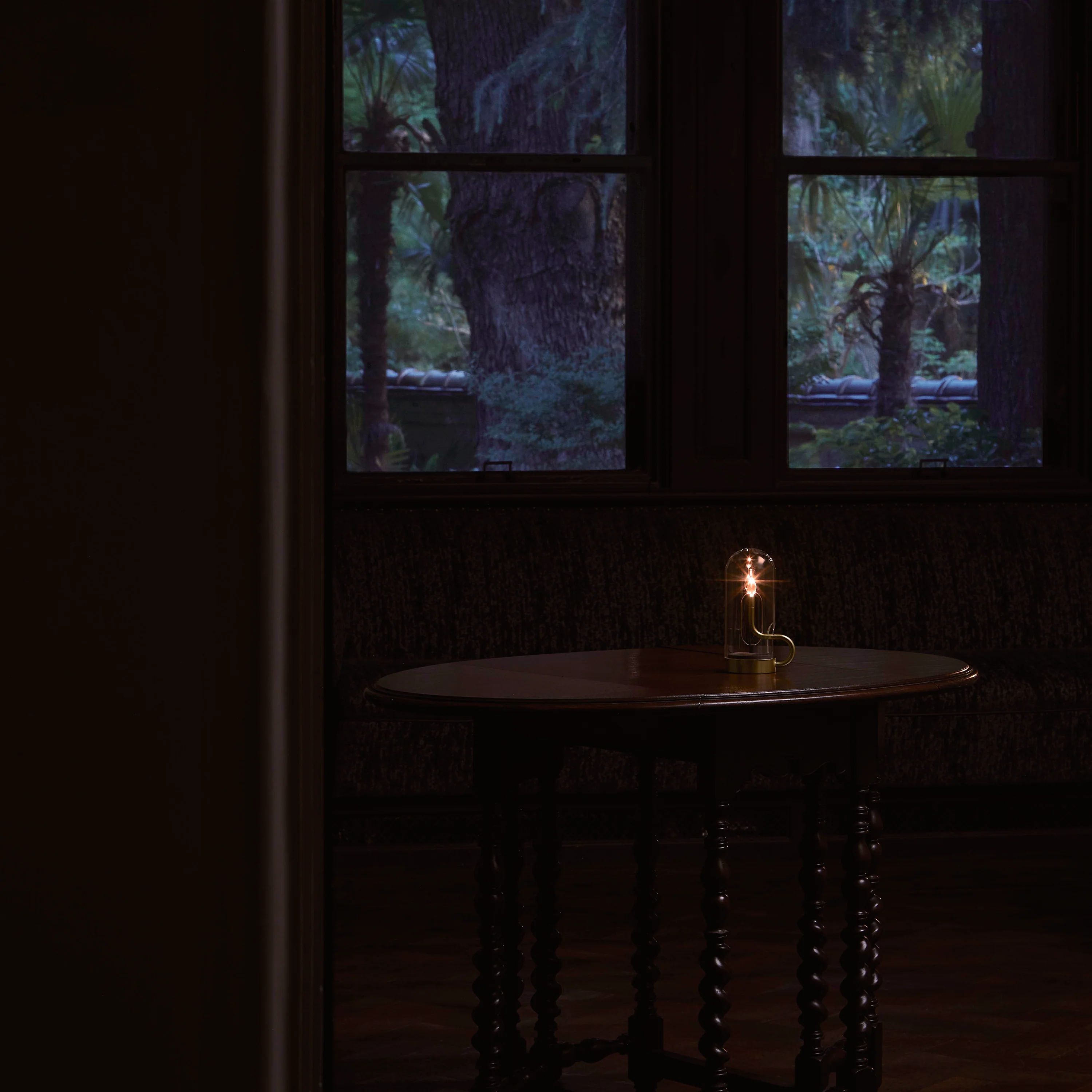 Hymn Portable Table Lamp - Image 10