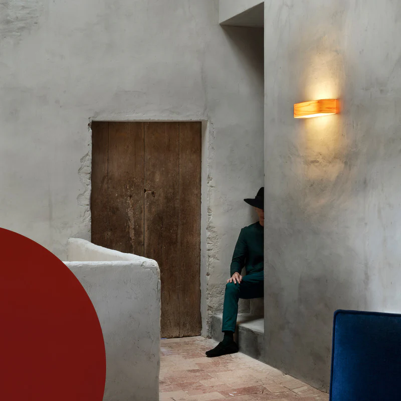 I-Club Slim Wall Sconce - Image 10