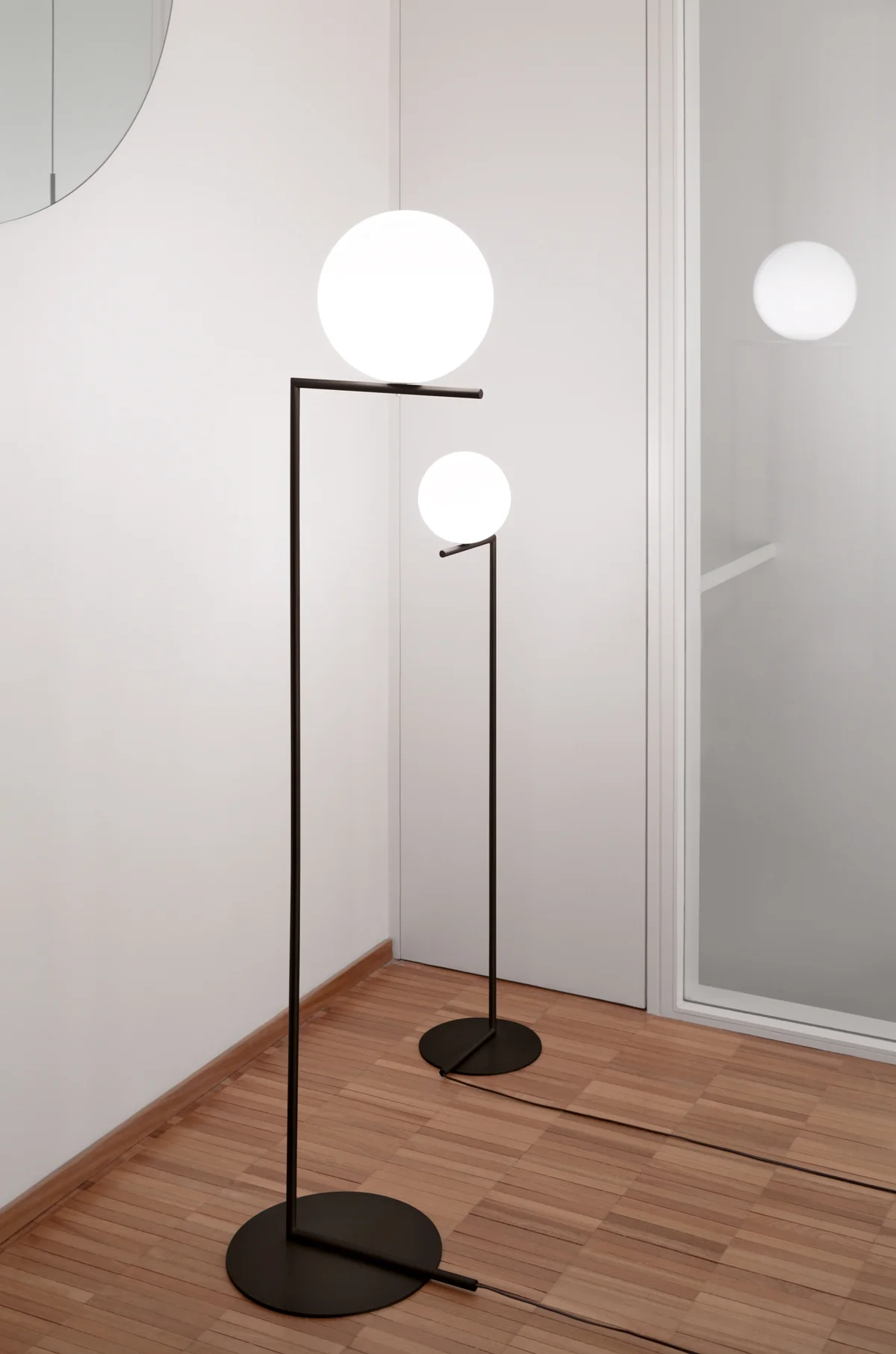 IC Lights Floor Lamp - Image 18