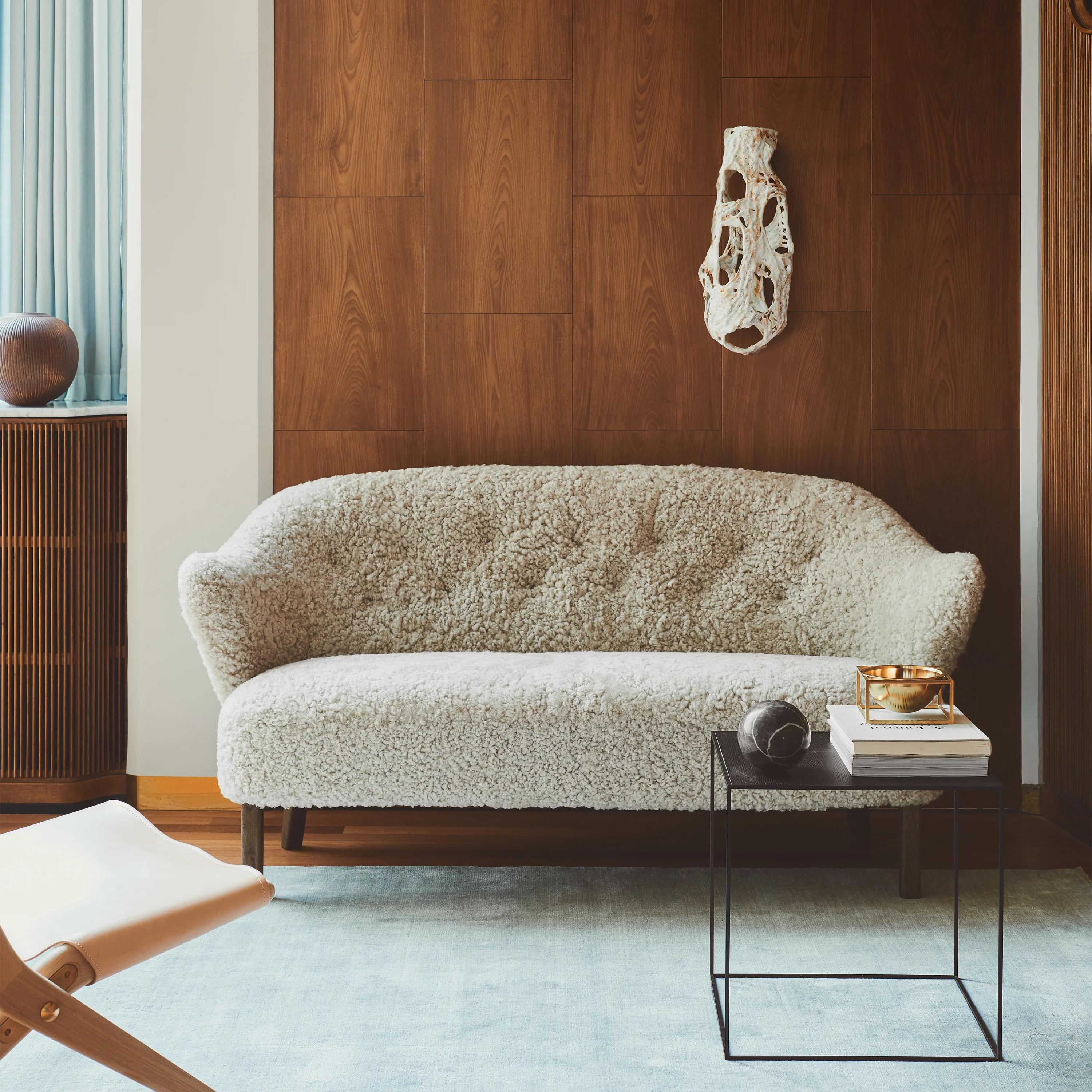 Ingeborg Sofa - Image 11