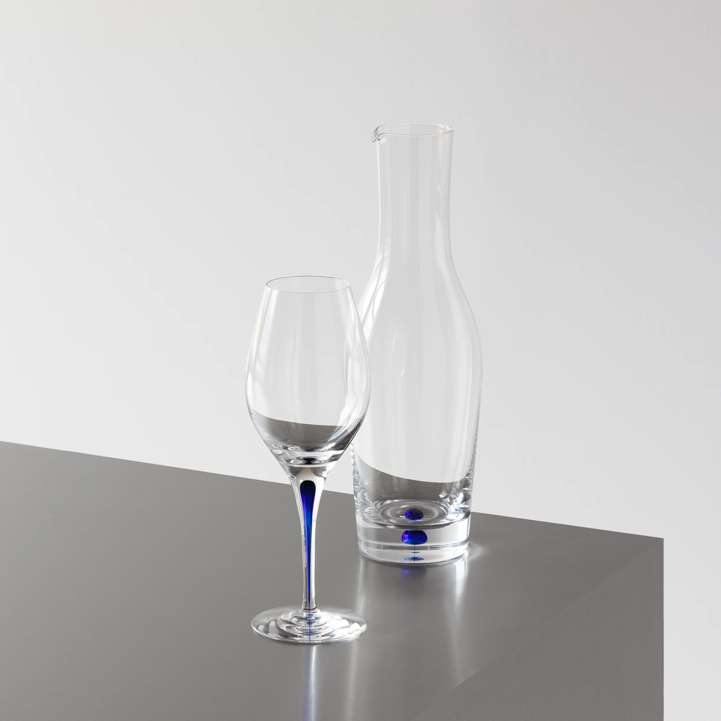 Intermezzo Wine Carafe - Image 2