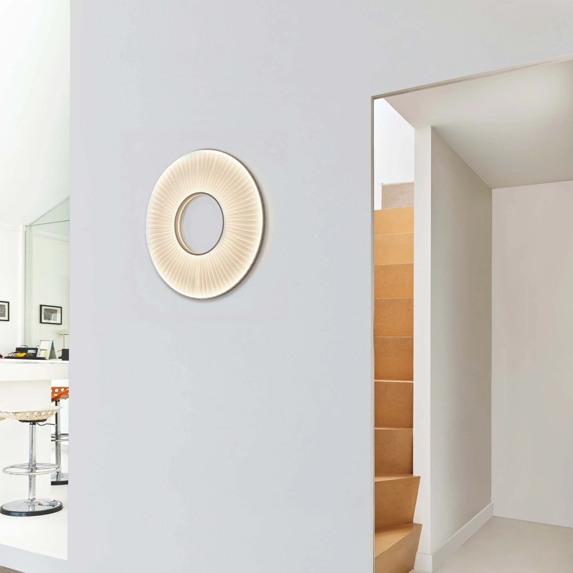 Iris LED Wall Sconce - Image 4