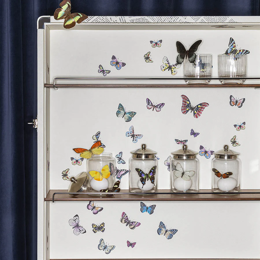 Giobagnara x Poltrona Frau Isidoro Ultime Notizie Drinks Cabinet - Image 9