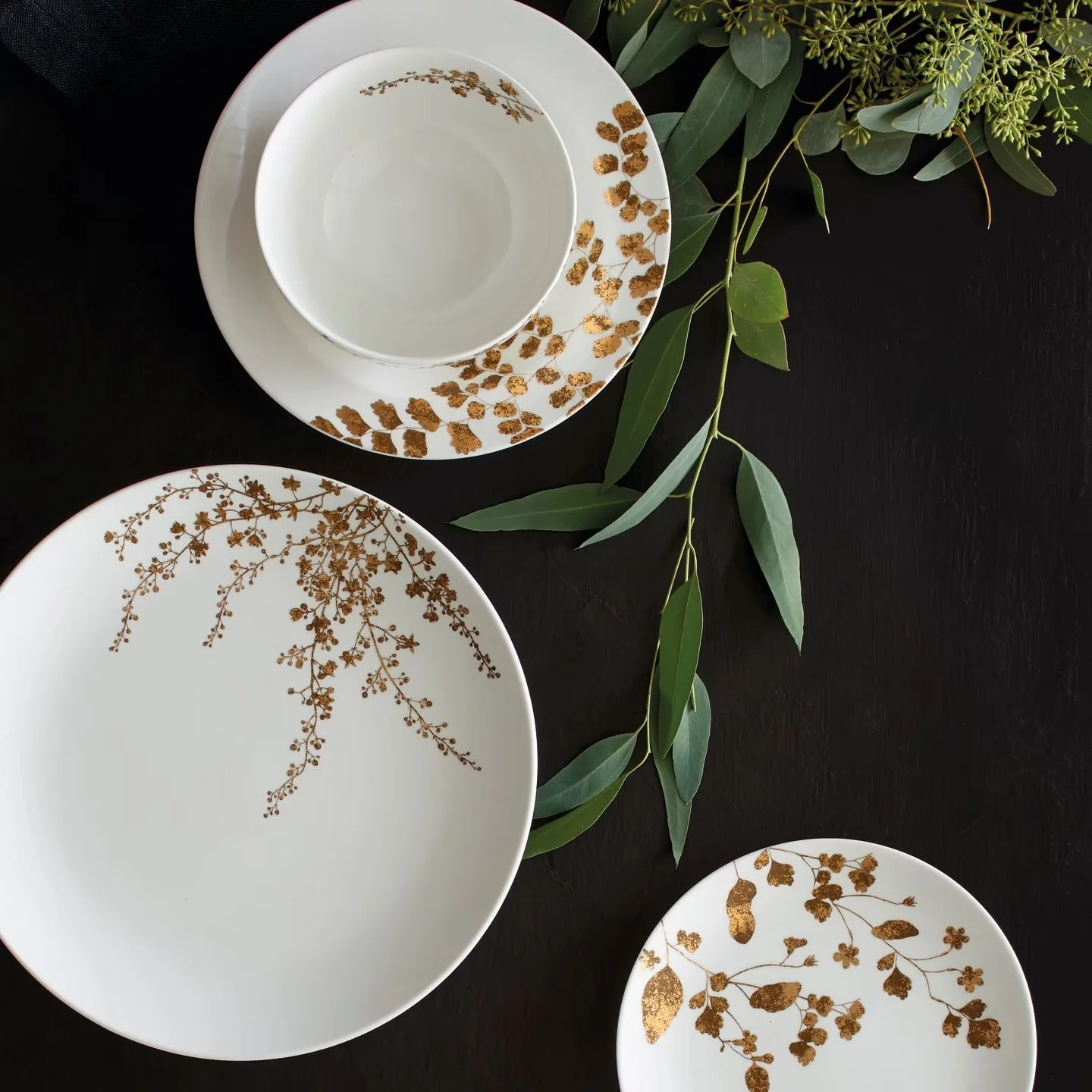 Vera Wang Jardin Dinner Plate - Image 2