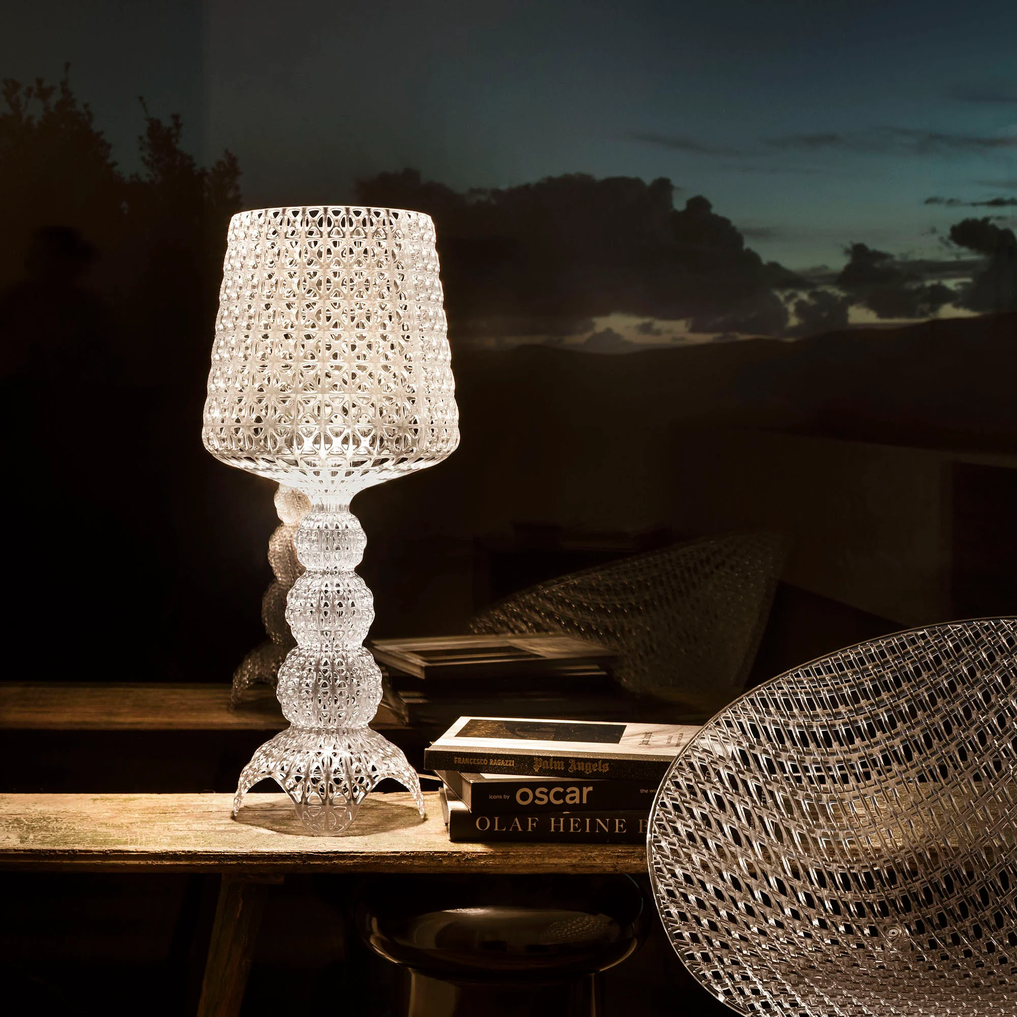 Kabuki Table Lamp - Image 2